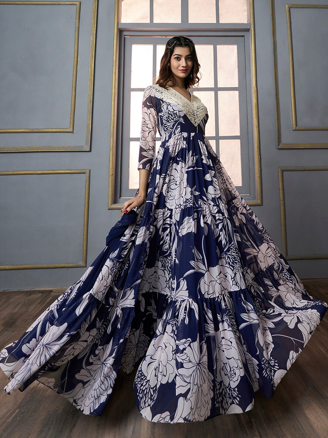 Inddus Floral Printed Sequinned Floral Georgette Anarkali Kurta with Dupatta, Navy blue
Inddus Floral Printed Sequinned Floral Georgette Anarkali Kurta with Dupatta, Navy blue