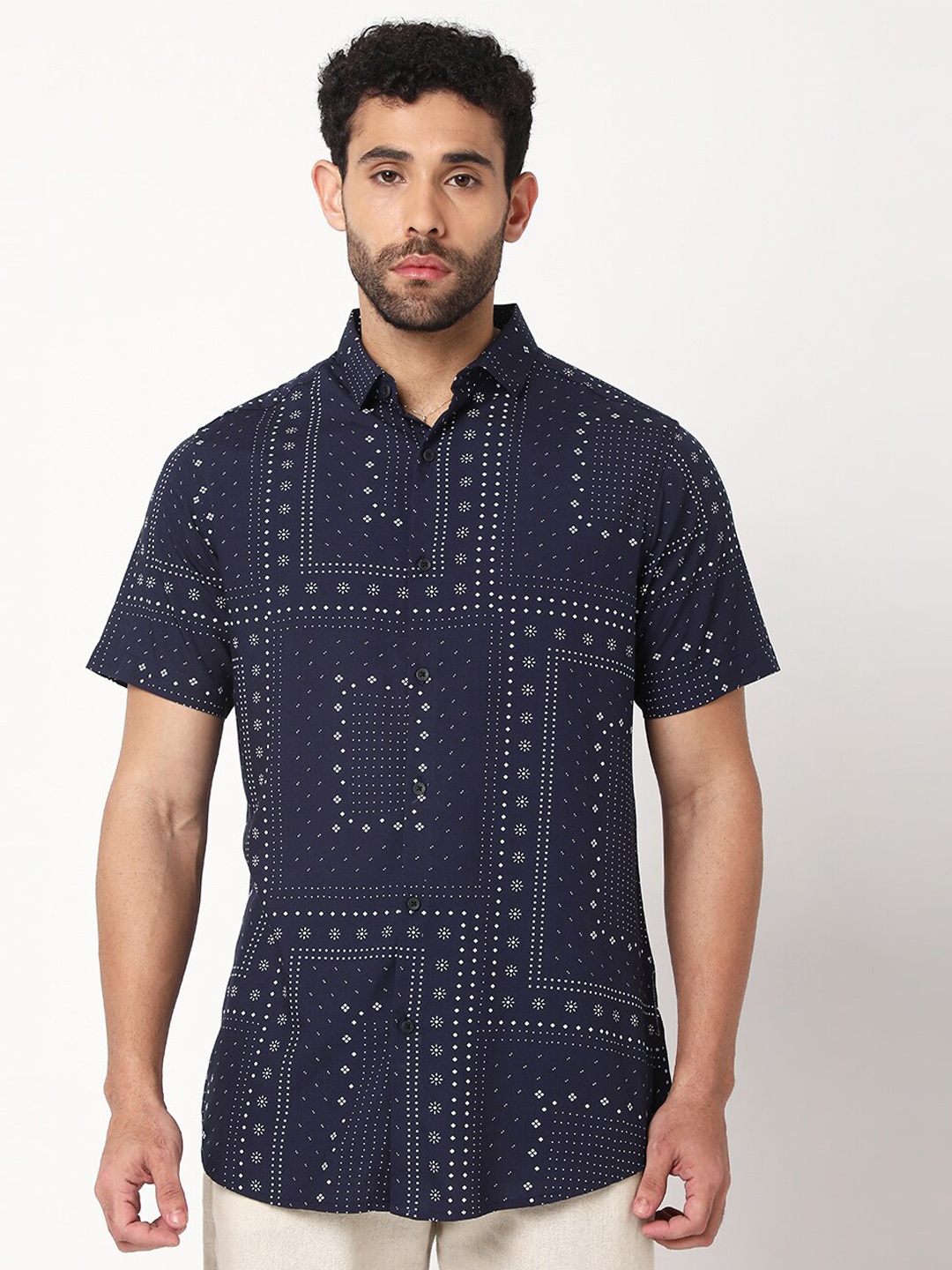 7Shores Classic Ethnic Motifs Printed Spread Collar Short Sleeve Casual Shirt, Navy blue
7Shores Classic Ethnic Motifs Printed Spread Collar Short Sleeve Casual Shirt, Navy blue