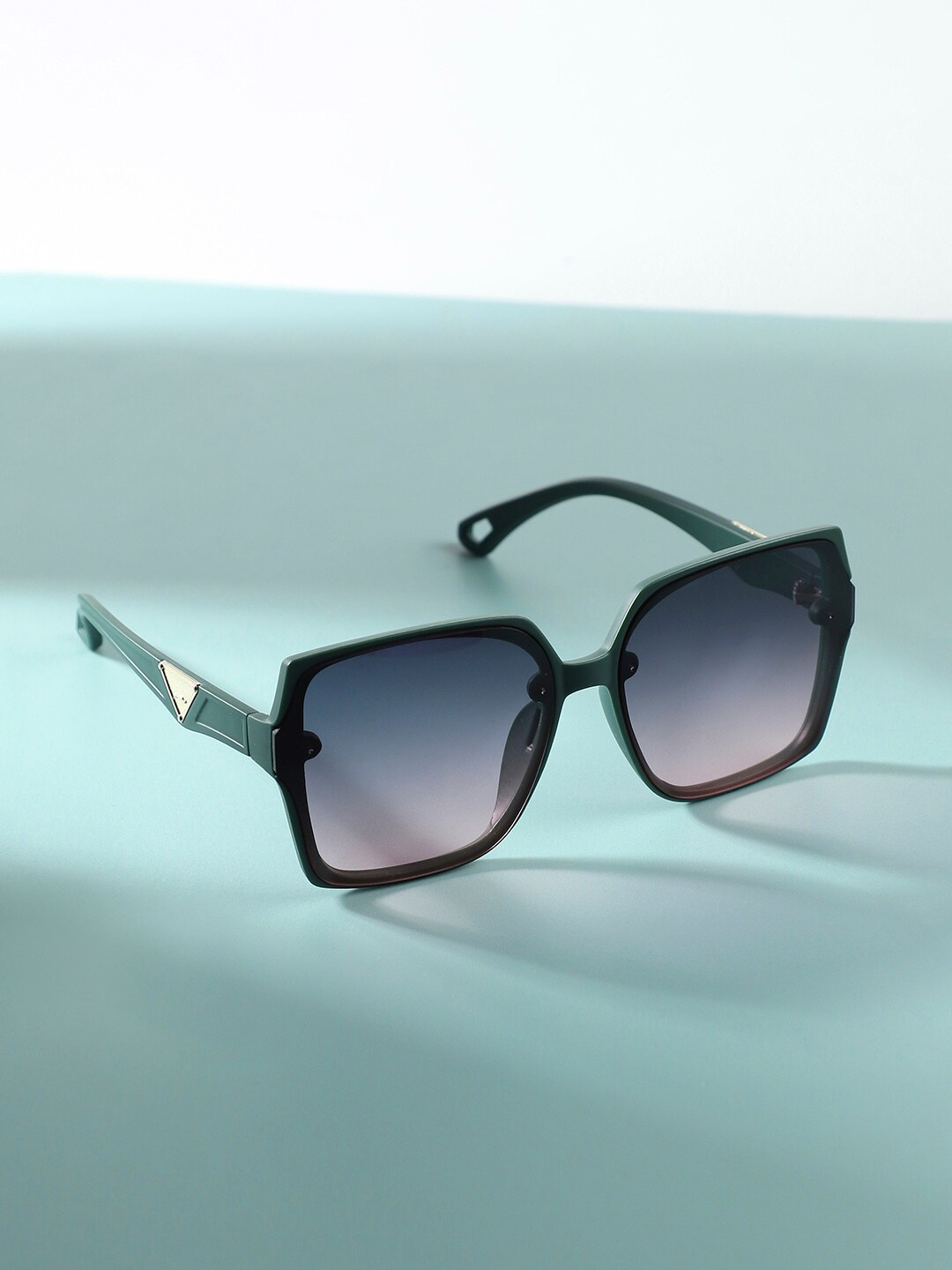 HAUTE SAUCE by Campus Sutra Women Oversized Sunglasses With UV Lens AW23_HSSG2266, Purple
HAUTE SAUCE by Campus Sutra Women Oversized Sunglasses With UV Lens AW23_HSSG2266, Purple