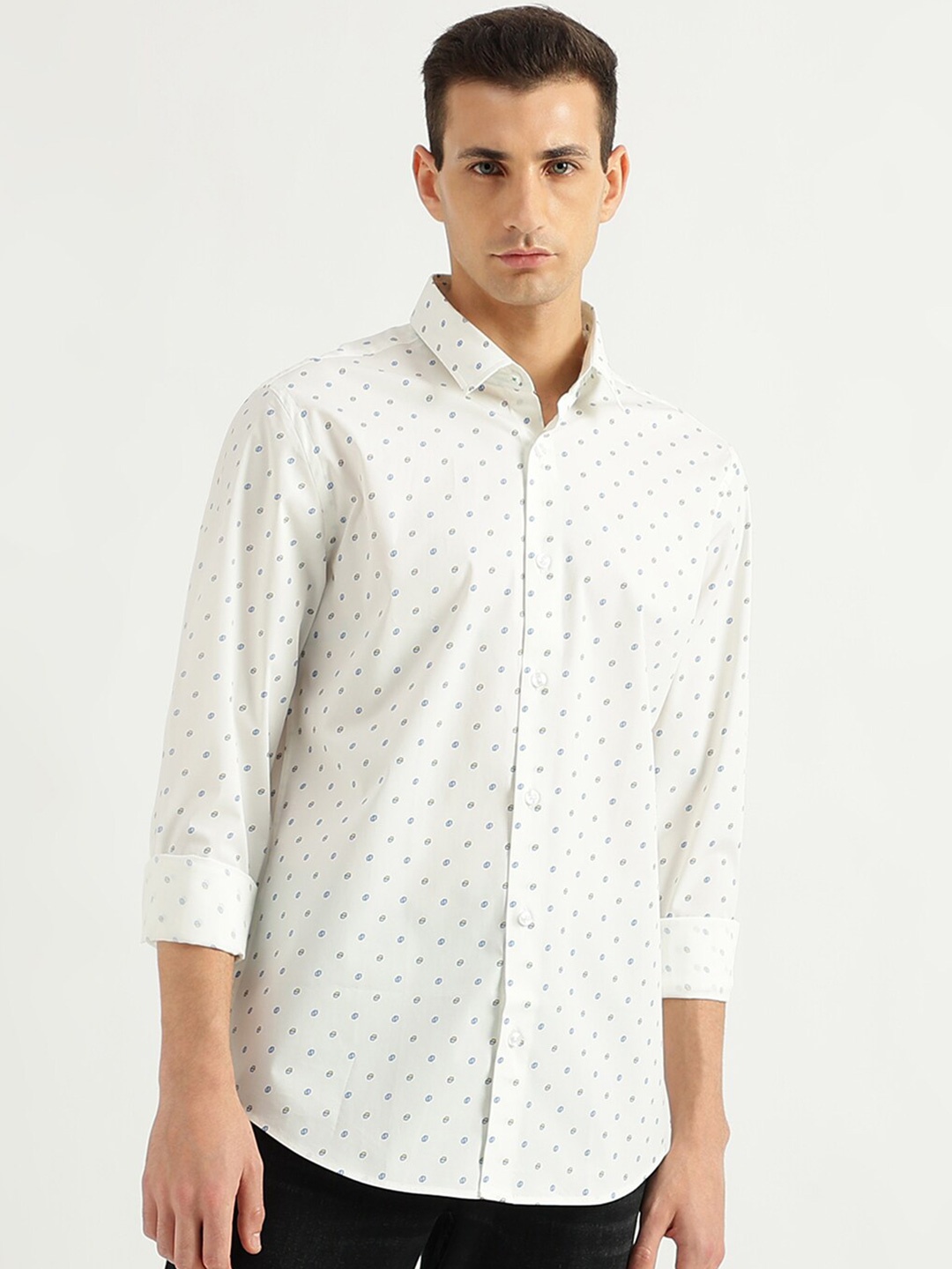 United Colors of Benetton Micro Ditsy Printed Spread Collar Slim Fit Cotton Casual Shirt, Cream
United Colors of Benetton Micro Ditsy Printed Spread Collar Slim Fit Cotton Casual Shirt, Cream