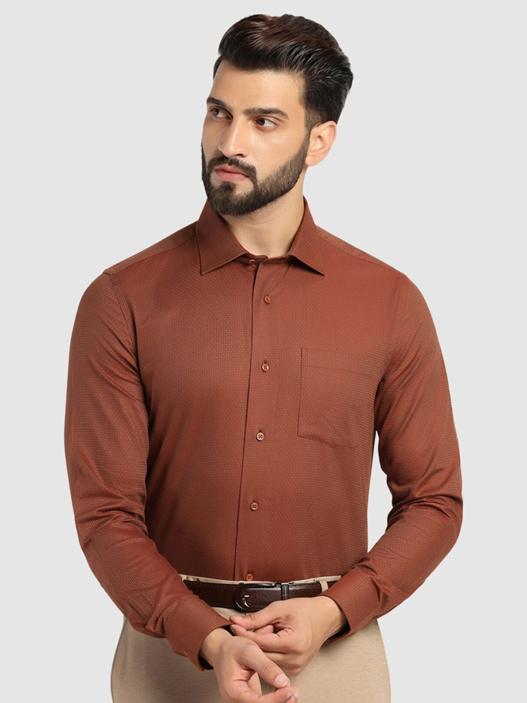 Blackberrys Straight Slim Fit Spread Collar Long Sleeve Pure Cotton Formal Shirt, Brown
Blackberrys Straight Slim Fit Spread Collar Long Sleeve Pure Cotton Formal Shirt, Brown