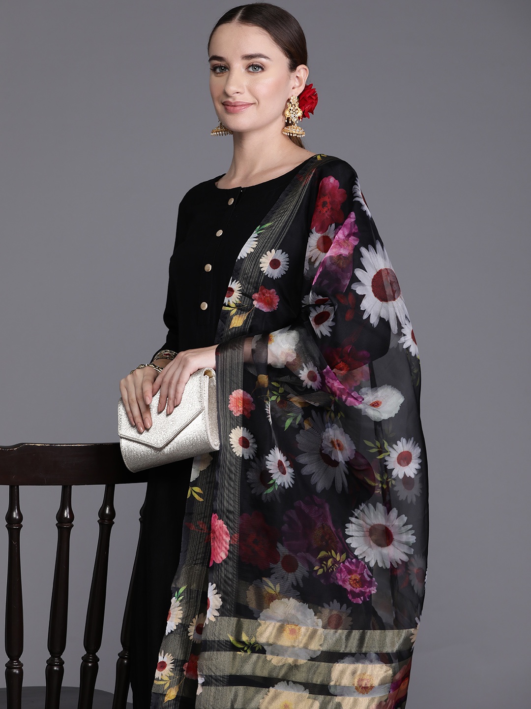Indo Era Printed Regular Sequinned Pure Cotton Kurta with Trousers & Dupatta, Black
Indo Era Printed Regular Sequinned Pure Cotton Kurta with Trousers & Dupatta, Black