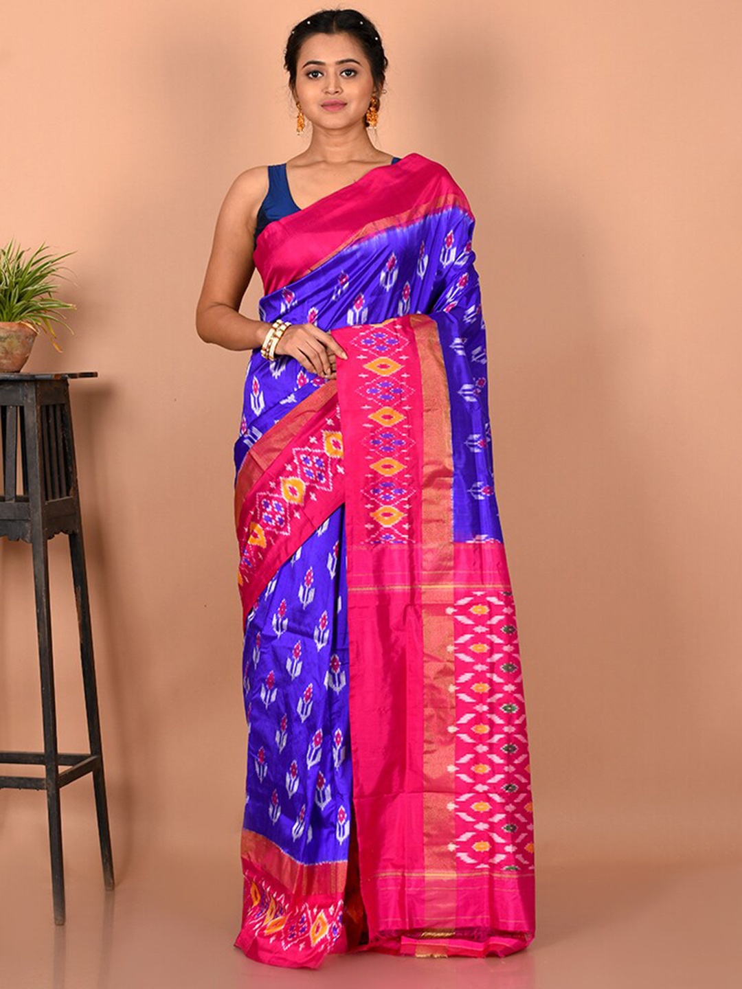 AllSilks Ethnic Motifs Woven Designed Zari Detailed Pure Silk Pochampally Saree, Blue
AllSilks Ethnic Motifs Woven Designed Zari Detailed Pure Silk Pochampally Saree, Blue