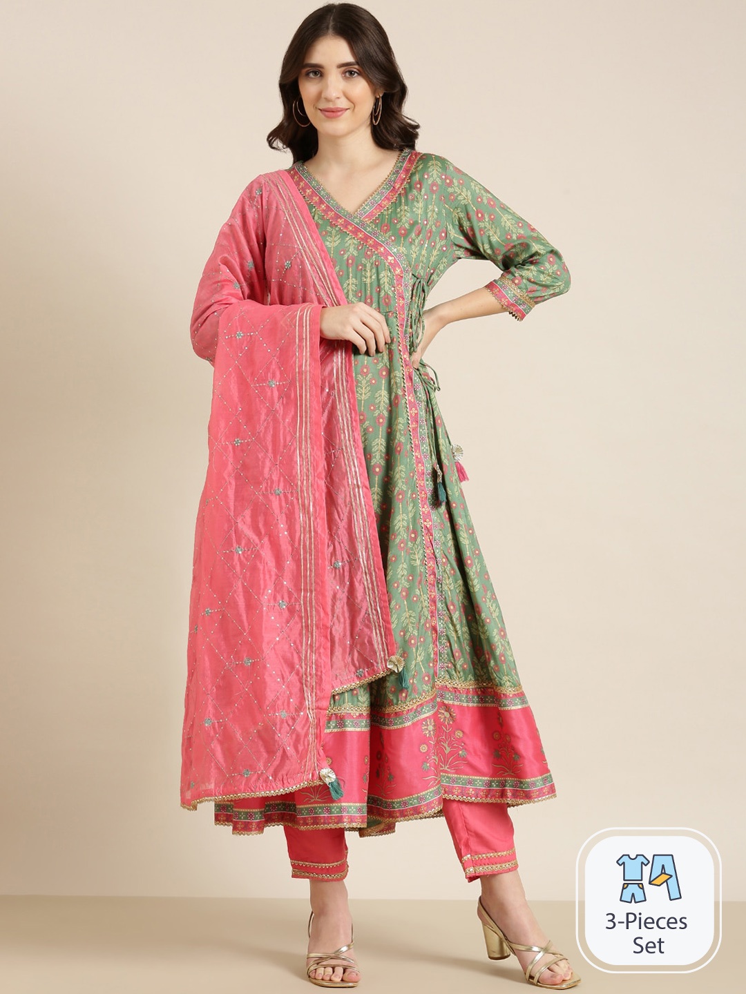 SHOWOFF Floral Printed Angrakha Gotta Patti Kurta with Trousers & Dupatta, Sea green
SHOWOFF Floral Printed Angrakha Gotta Patti Kurta with Trousers & Dupatta, Sea green
