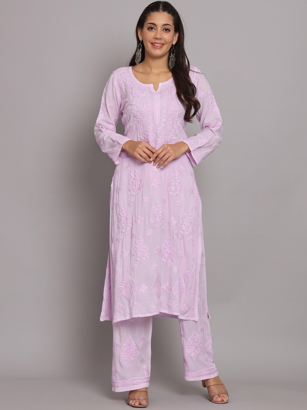 PARAMOUNT CHIKAN Ethnic Motifs Embroidered Chikankari Straight Kurta with Palazzos, Lavender
PARAMOUNT CHIKAN Ethnic Motifs Embroidered Chikankari Straight Kurta with Palazzos, Lavender