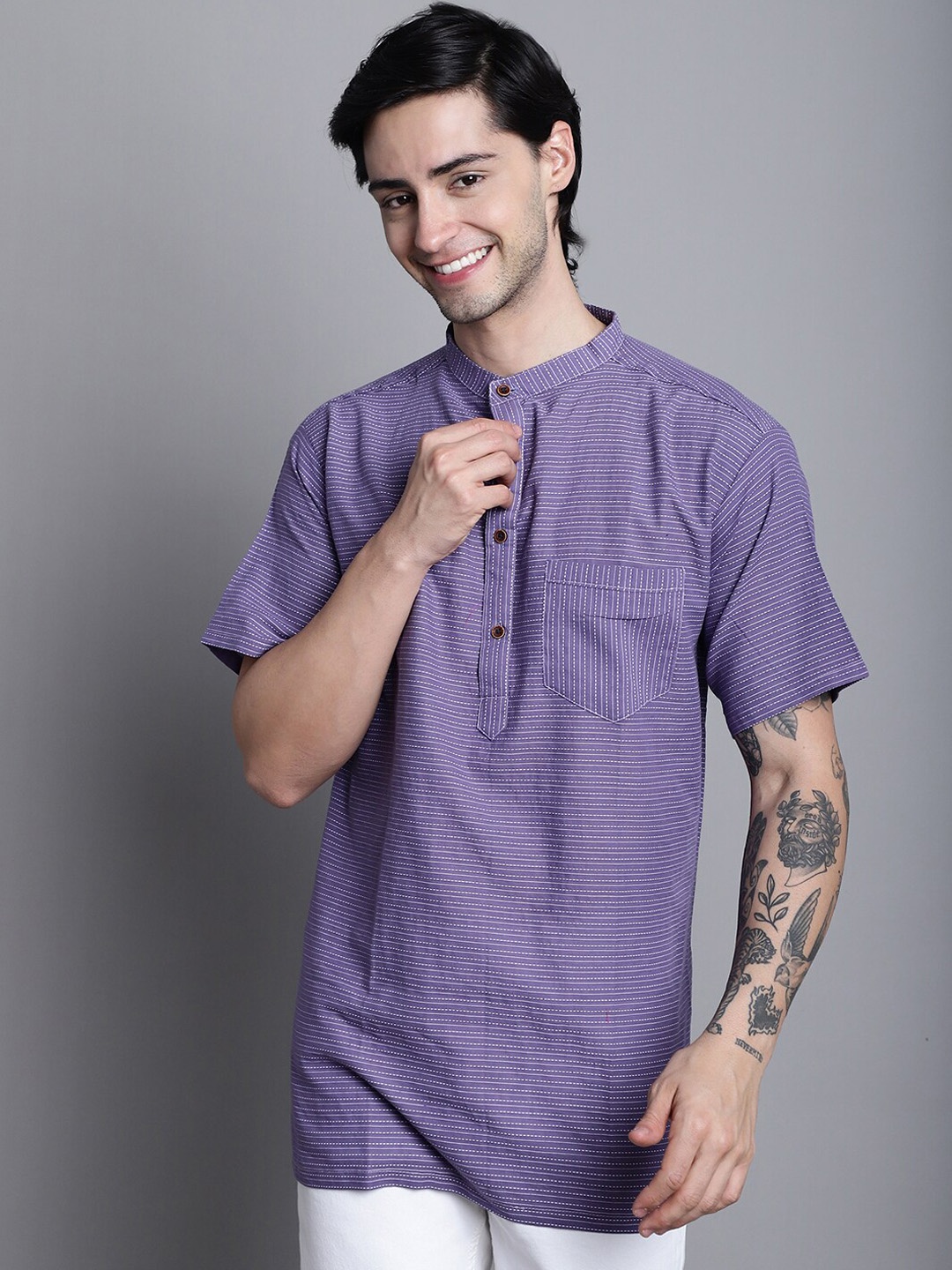 Aarsha Embroidered Band Collar Thread Work Detail Pure Cotton Straight Kurta, Purple
Aarsha Embroidered Band Collar Thread Work Detail Pure Cotton Straight Kurta, Purple