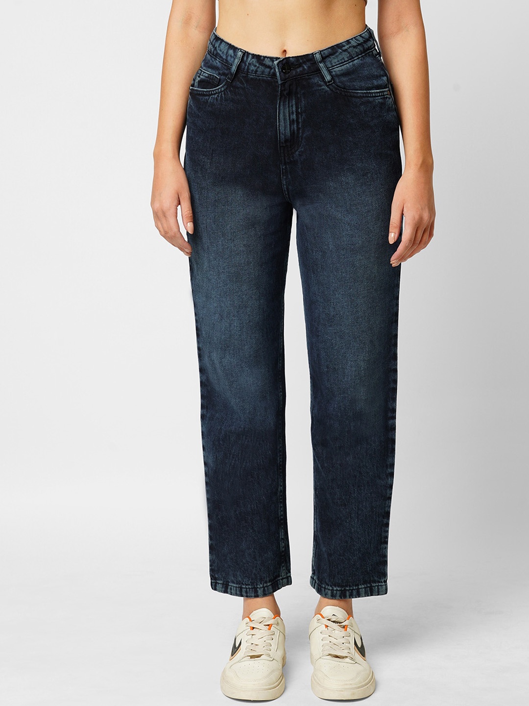 Kraus Jeans Women Straight Fit Clean Look High-Rise Light Fade Pure Cotton Jeans, Black
Kraus Jeans Women Straight Fit Clean Look High-Rise Light Fade Pure Cotton Jeans, Black