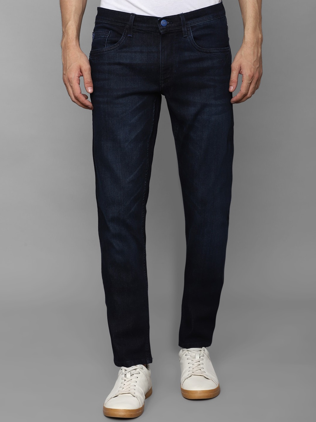 Allen Solly Men Mid-Rise Heavy Shade Clean Look Whiskers and Chevrons Cotton Jeans, Navy blue
Allen Solly Men Mid-Rise Heavy Shade Clean Look Whiskers and Chevrons Cotton Jeans, Navy blue