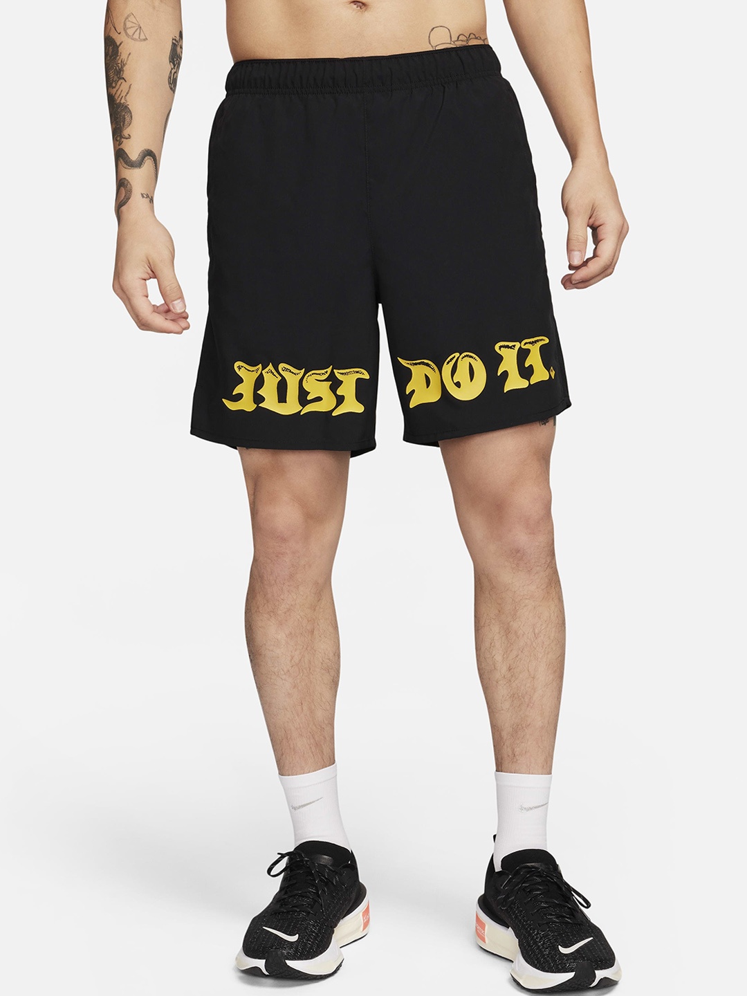 Nike Men Printed Dri-FIT Challenger 18cm (approx.) Unlined Running Sports Shorts, Black
Nike Men Printed Dri-FIT Challenger 18cm (approx.) Unlined Running Sports Shorts, Black