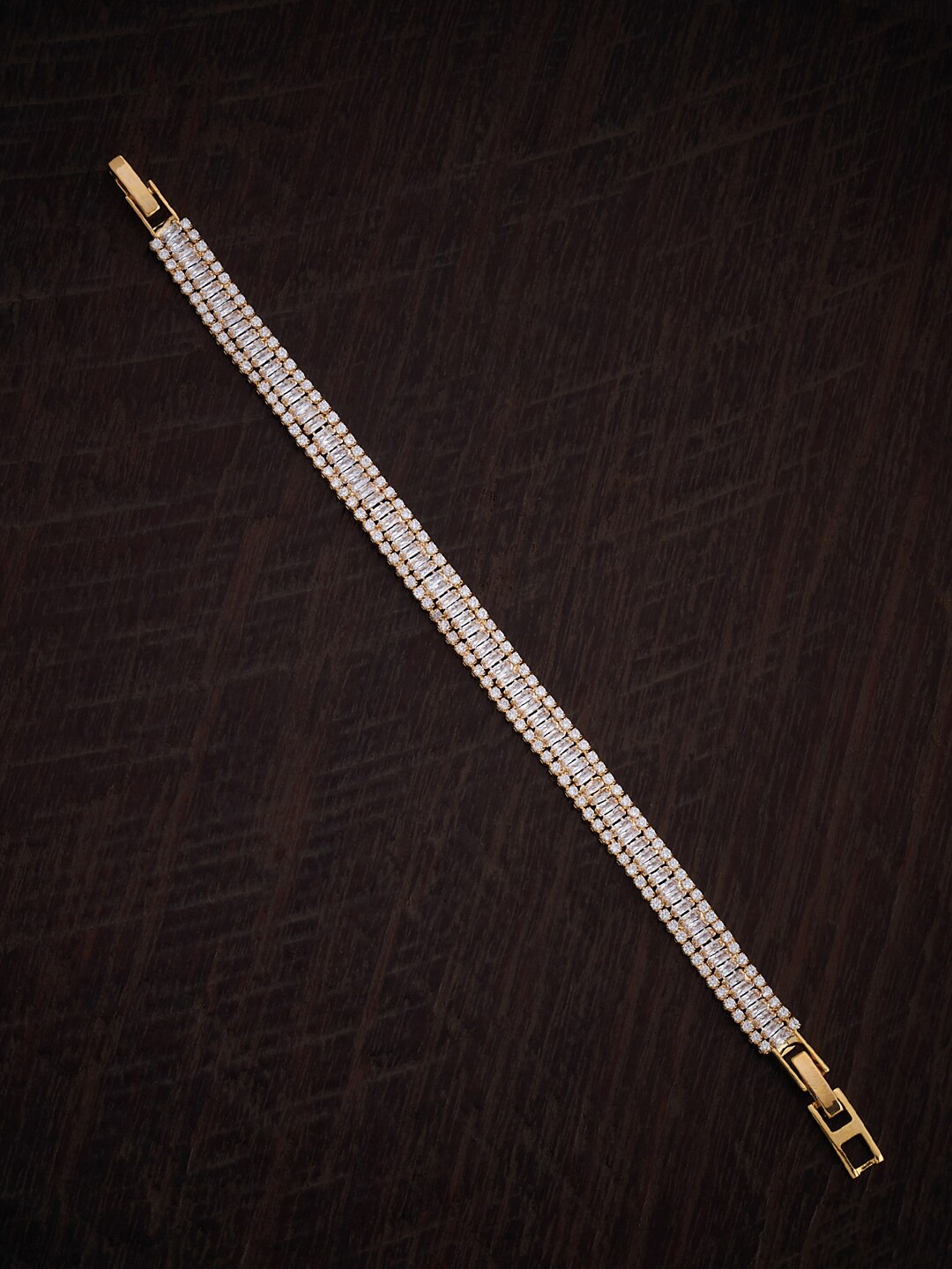 Kushal's Fashion Jewellery Cubic Zirconia Gold-Plated Zircon Studded Wraparound Bracelet
Kushal's Fashion Jewellery Cubic Zirconia Gold-Plated Zircon Studded Wraparound Bracelet