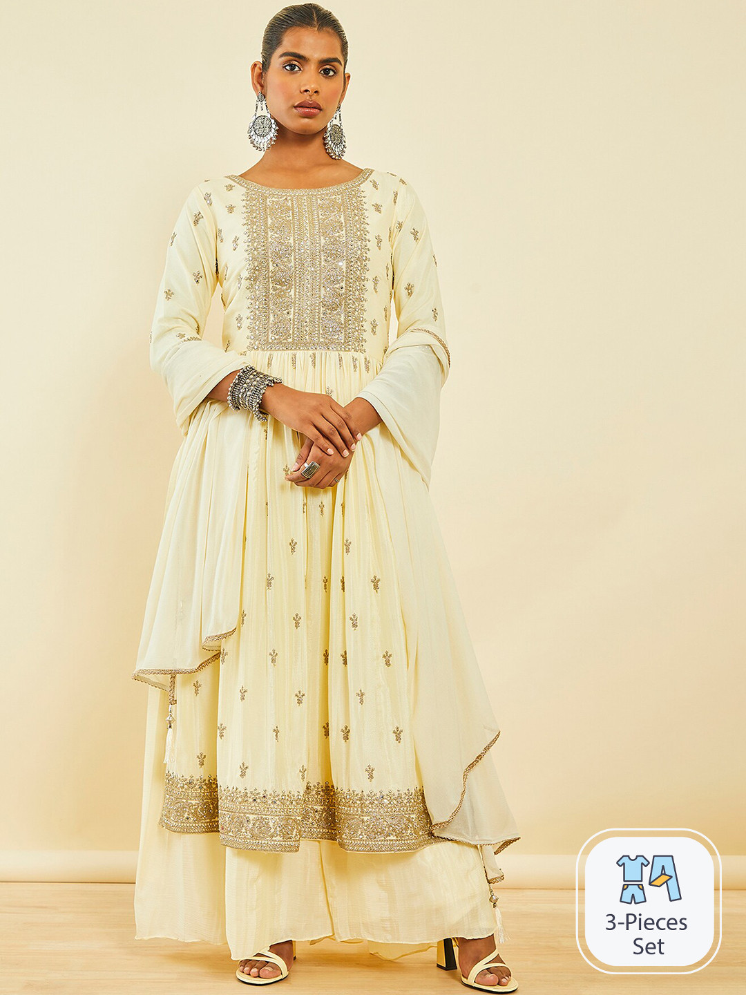 Soch Ethnic Motifs Embroidered Regular Beads and Stones Kurta & Palazzos With Dupatta, Cream
Soch Ethnic Motifs Embroidered Regular Beads and Stones Kurta & Palazzos With Dupatta, Cream