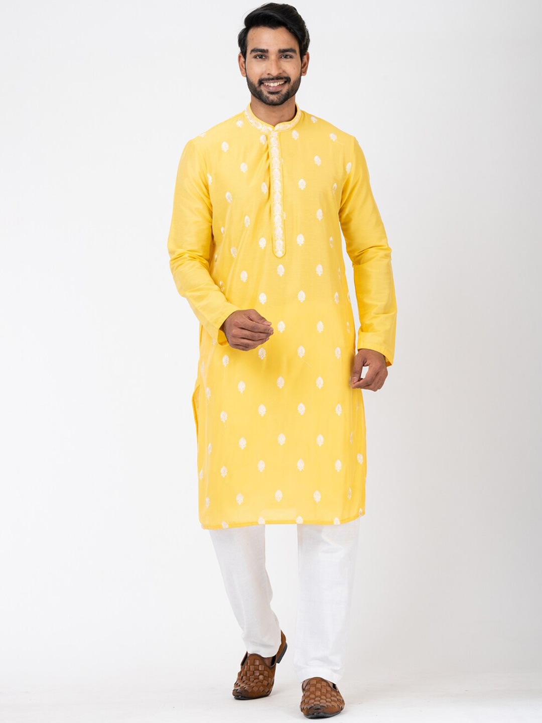 HU - Handcrafted Uniquely Chikankari Embroidered Mandarin Collar Straight Kurta, Yellow
HU - Handcrafted Uniquely Chikankari Embroidered Mandarin Collar Straight Kurta, Yellow