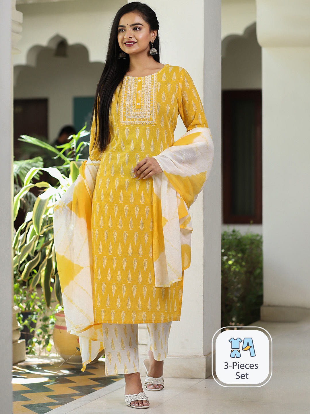 misbis Ethnic Motifs Printed Regular Thread Work Pure Cotton Kurta with Trousers & Dupatta, Mustard
misbis Ethnic Motifs Printed Regular Thread Work Pure Cotton Kurta with Trousers & Dupatta, Mustard