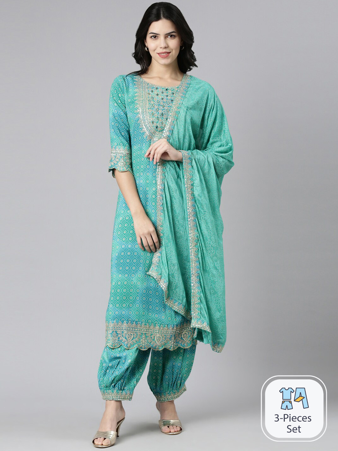 Neerus Ethnic Motifs Printed Sequinned Detail Straight Kurta & Salwar With Dupatta, Green
Neerus Ethnic Motifs Printed Sequinned Detail Straight Kurta & Salwar With Dupatta, Green