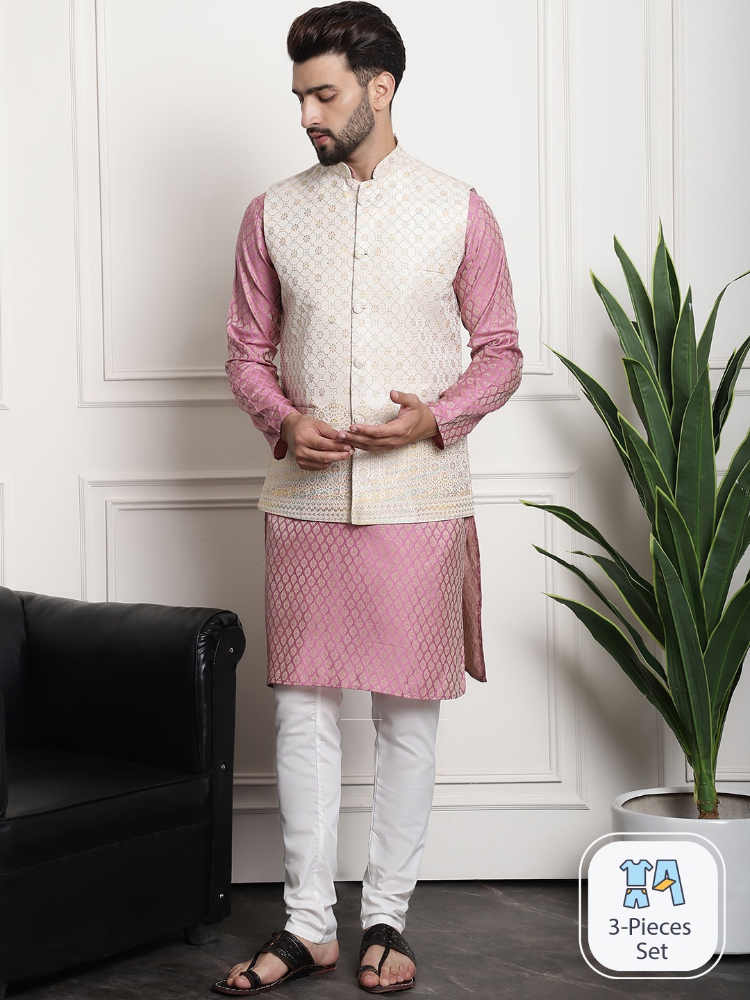 SOJANYA Ethnic Motifs Woven Design Silk Cotton Kurta & Churidar With Nehru Jacket, Pink
SOJANYA Ethnic Motifs Woven Design Silk Cotton Kurta & Churidar With Nehru Jacket, Pink