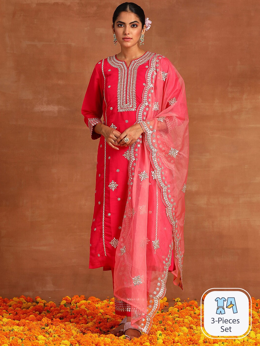 Indo Era Ethnic Motifs Embroidered Regular Thread Work Kurta With Trousers & With Dupatta, Pink
Indo Era Ethnic Motifs Embroidered Regular Thread Work Kurta With Trousers & With Dupatta, Pink
