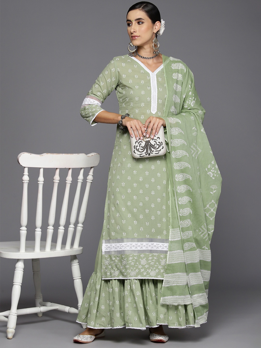 Indo Era Women Ethnic Motifs Printed Regular Kurta with Sharara & With Dupatta, Green
Indo Era Women Ethnic Motifs Printed Regular Kurta with Sharara & With Dupatta, Green