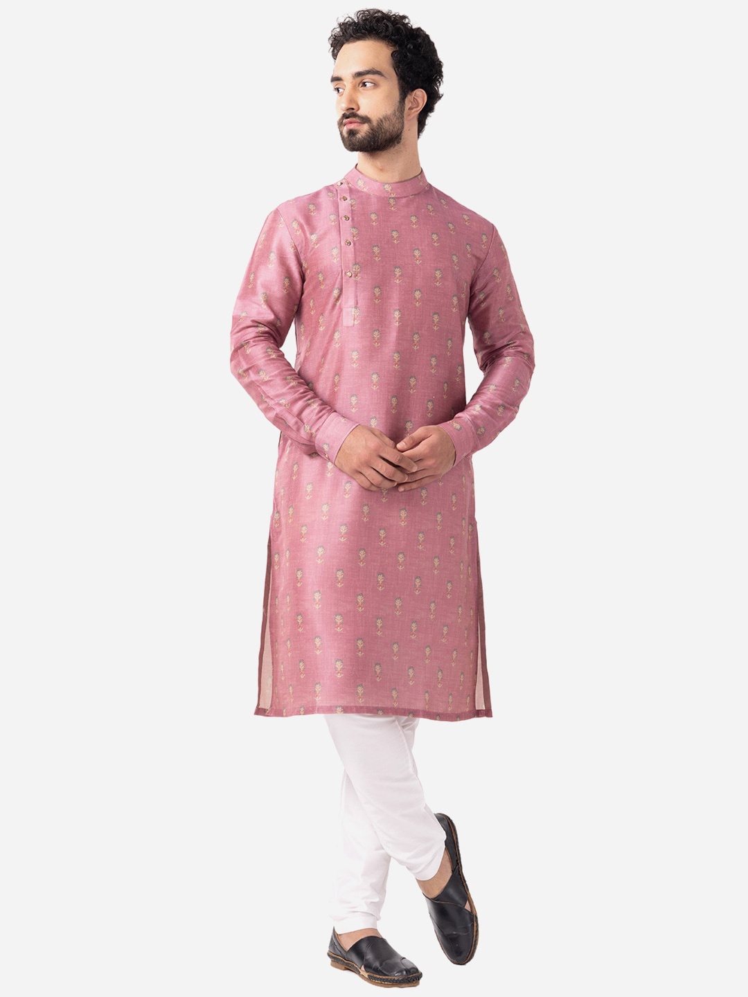 THE KURTA COMPANY Floral Woven Design Mandarin Collar Long Sleeves Straight Kurta, Pink
THE KURTA COMPANY Floral Woven Design Mandarin Collar Long Sleeves Straight Kurta, Pink