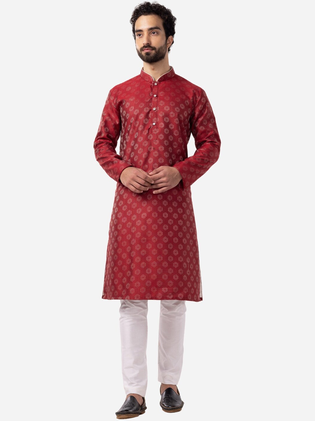 THE KURTA COMPANY Ethnic Motifs Printed Mandarin Collar Long Sleeves Straight Kurta, Red
THE KURTA COMPANY Ethnic Motifs Printed Mandarin Collar Long Sleeves Straight Kurta, Red