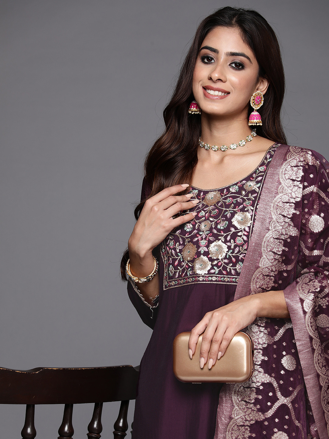 Indo Era Women Floral Embroidered Regular Sequinned Kurta with Trousers & With Dupatta, Burgundy
Indo Era Women Floral Embroidered Regular Sequinned Kurta with Trousers & With Dupatta, Burgundy