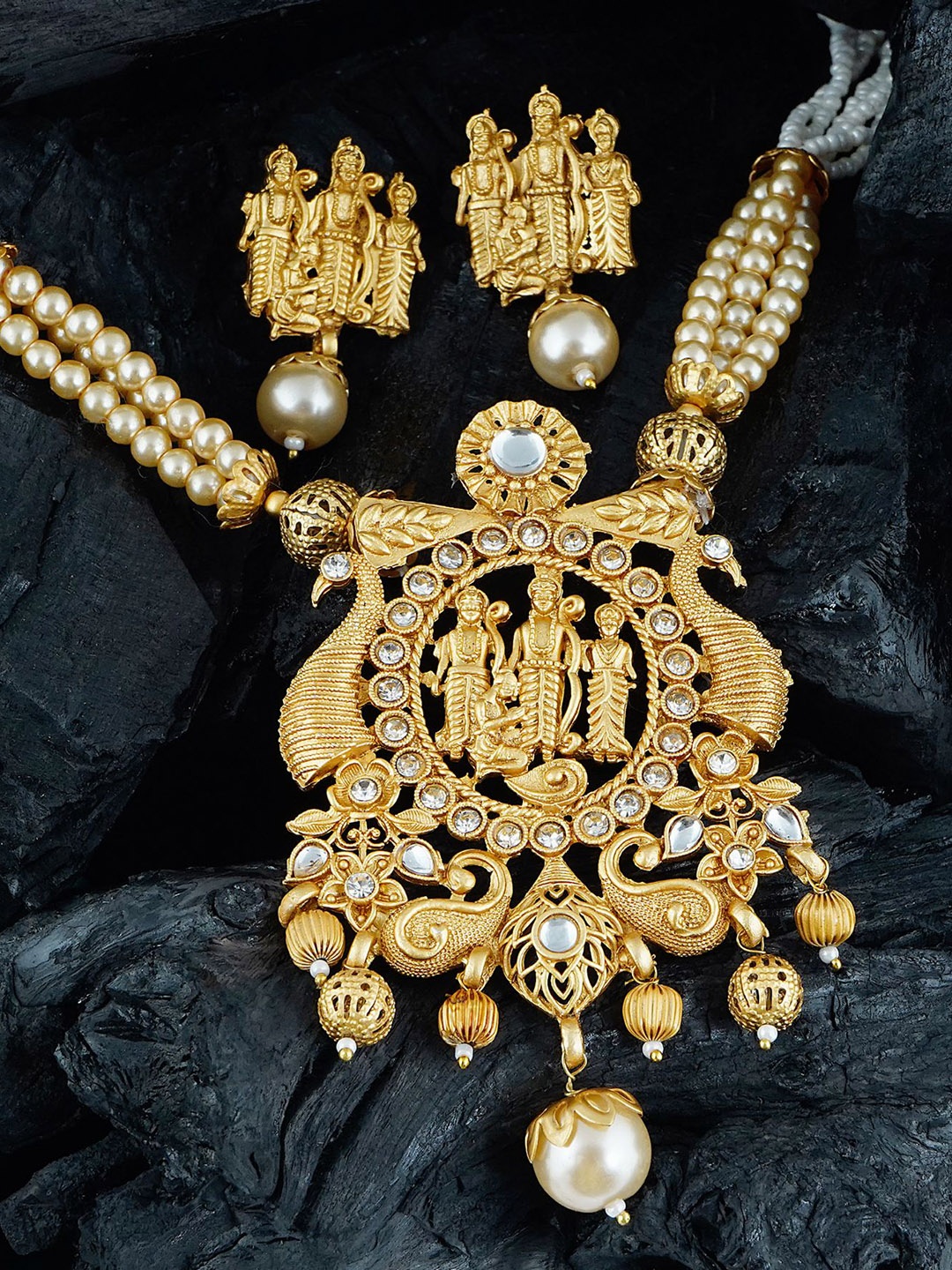 MANSIYAORANGE Gold-Plated Stone Studded & Beaded Necklace With Earrings Jewellery Set
MANSIYAORANGE Gold-Plated Stone Studded & Beaded Necklace With Earrings Jewellery Set