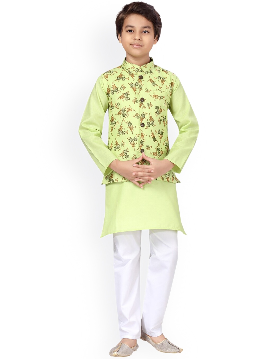 BAESD Boys Mandarin Collar Pure Cotton Straight Kurta With Pyjamas & Nehru jacket, Green
BAESD Boys Mandarin Collar Pure Cotton Straight Kurta With Pyjamas & Nehru jacket, Green