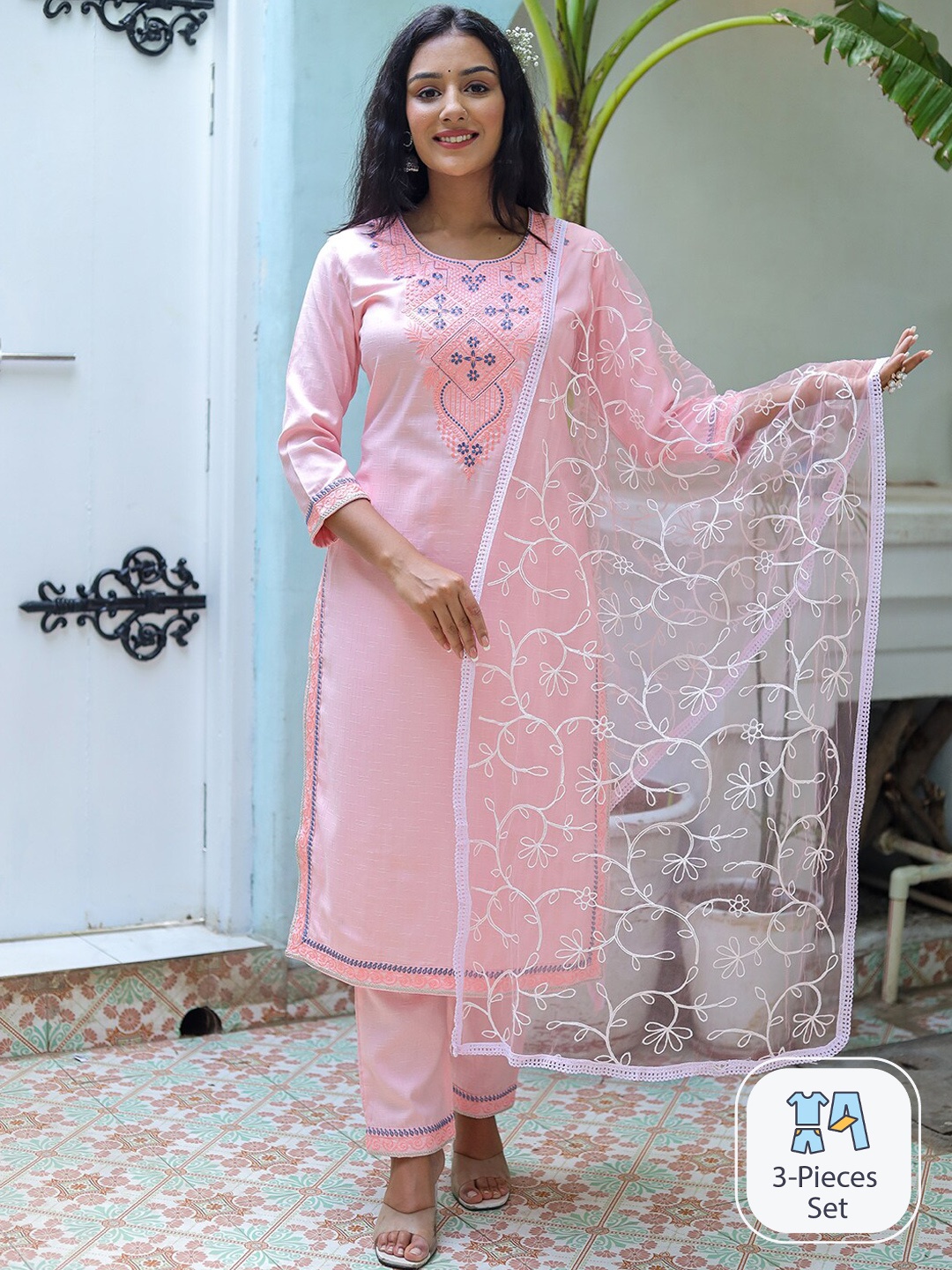 KALINI Ethnic Motifs Yoke Design Regular Thread Work Kurta With Trousers & Dupatta, Pink
KALINI Ethnic Motifs Yoke Design Regular Thread Work Kurta With Trousers & Dupatta, Pink