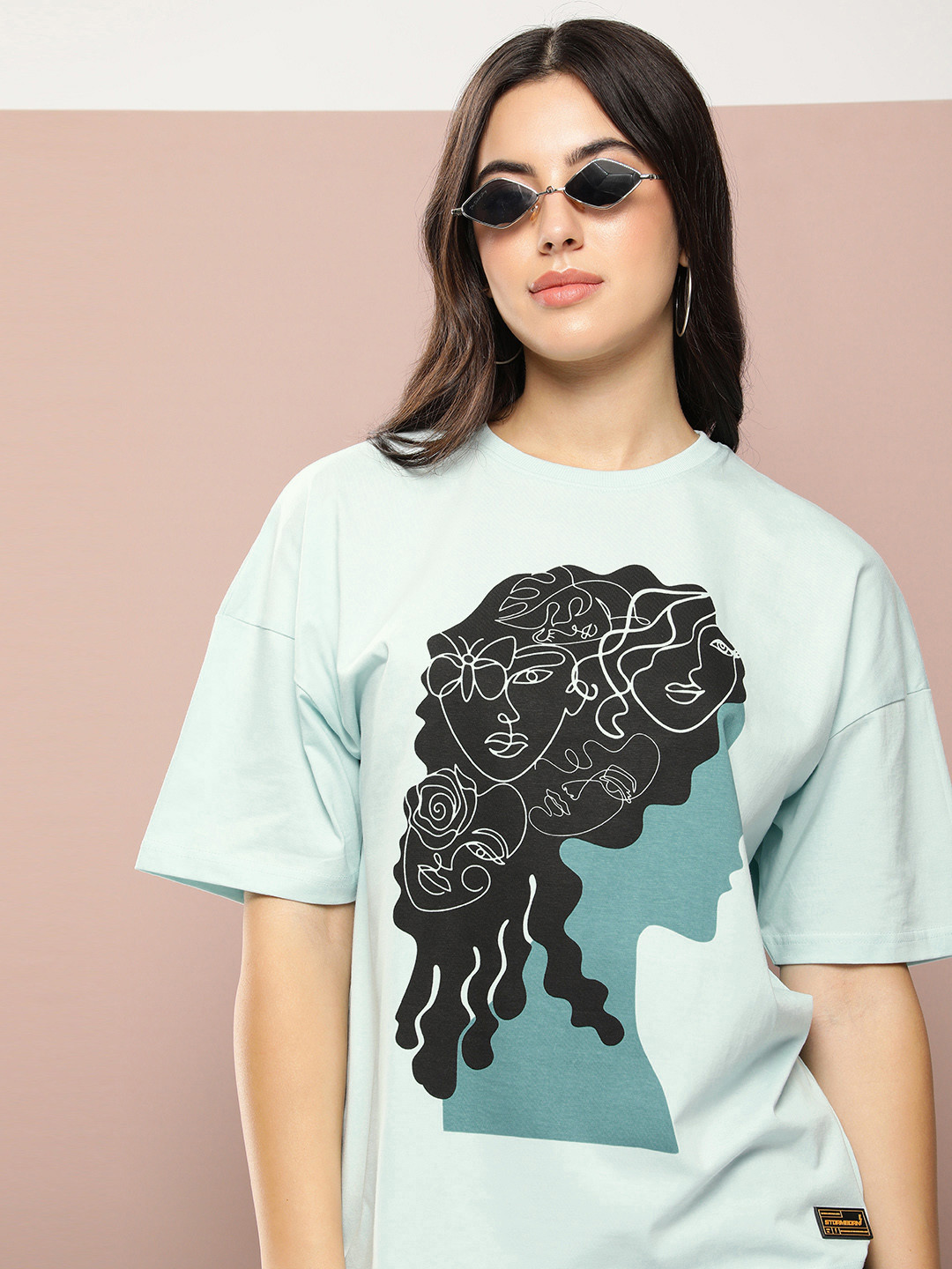 Stormborn Graphic Printed Drop-Shoulder Sleeves Casual Pure Cotton Oversized T-shirt, Turquoise blue
Stormborn Graphic Printed Drop-Shoulder Sleeves Casual Pure Cotton Oversized T-shirt, Turquoise blue