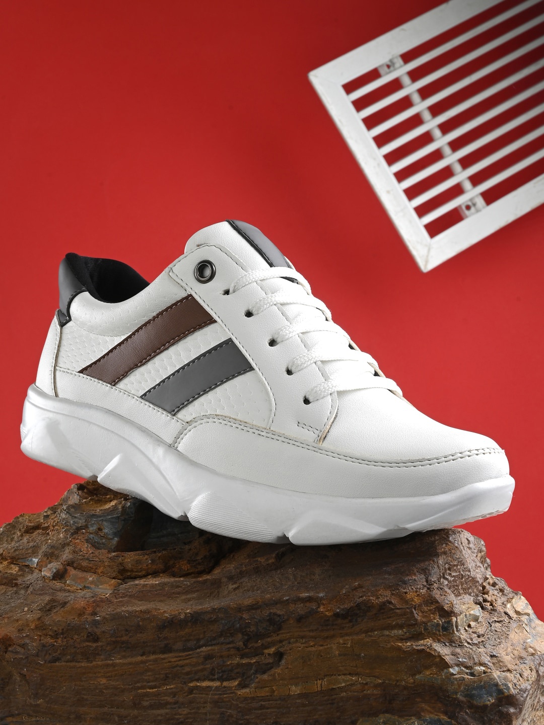 The Roadster Lifestyle Co. Men White & Grey Striped Lightweight Padded Insole Sneakers
The Roadster Lifestyle Co. Men White & Grey Striped Lightweight Padded Insole Sneakers