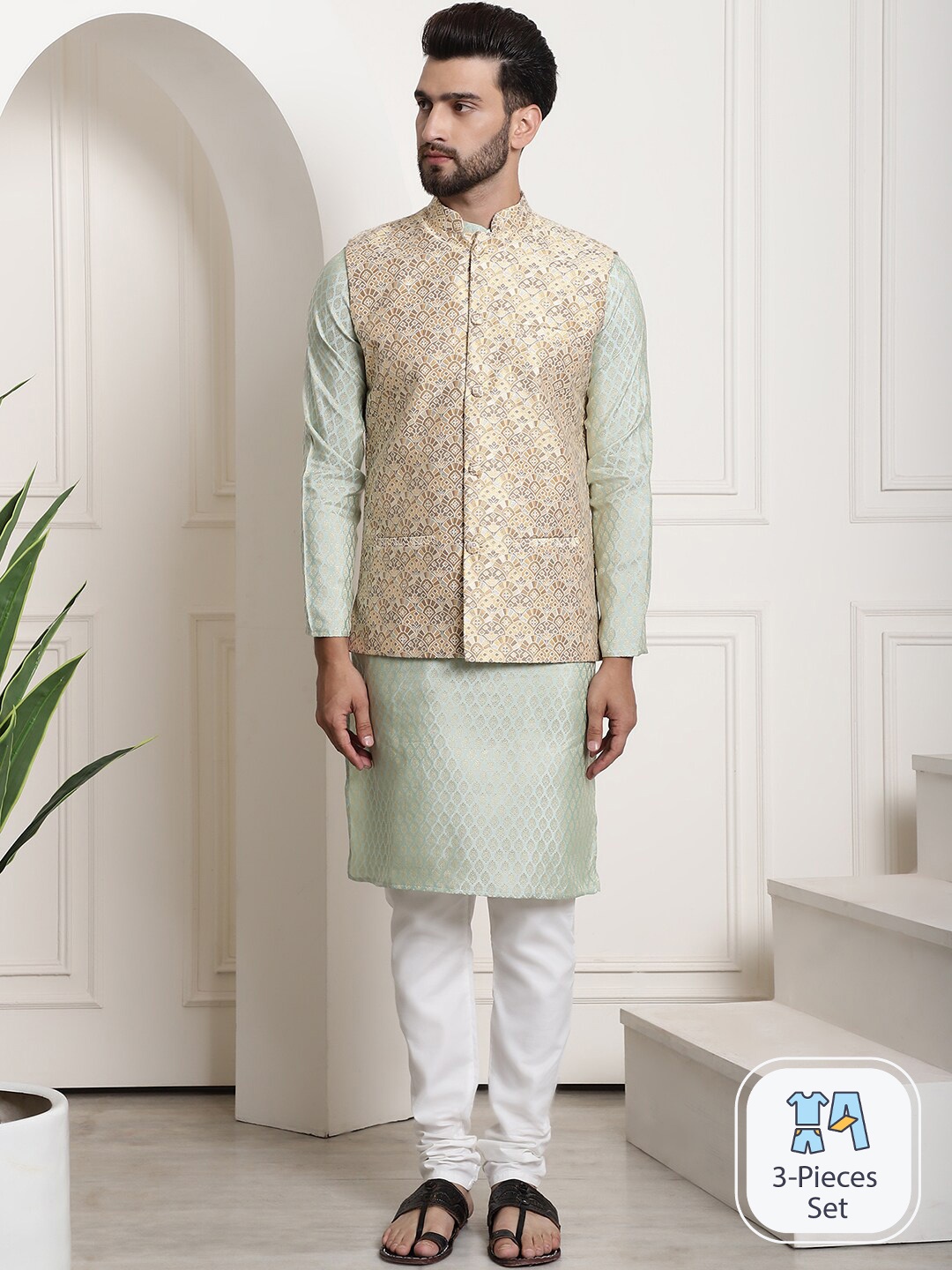SOJANYA Ethnic Motifs Woven Design Mandarin Collar Kurta With Churidar & Nehrujacket, Green
SOJANYA Ethnic Motifs Woven Design Mandarin Collar Kurta With Churidar & Nehrujacket, Green