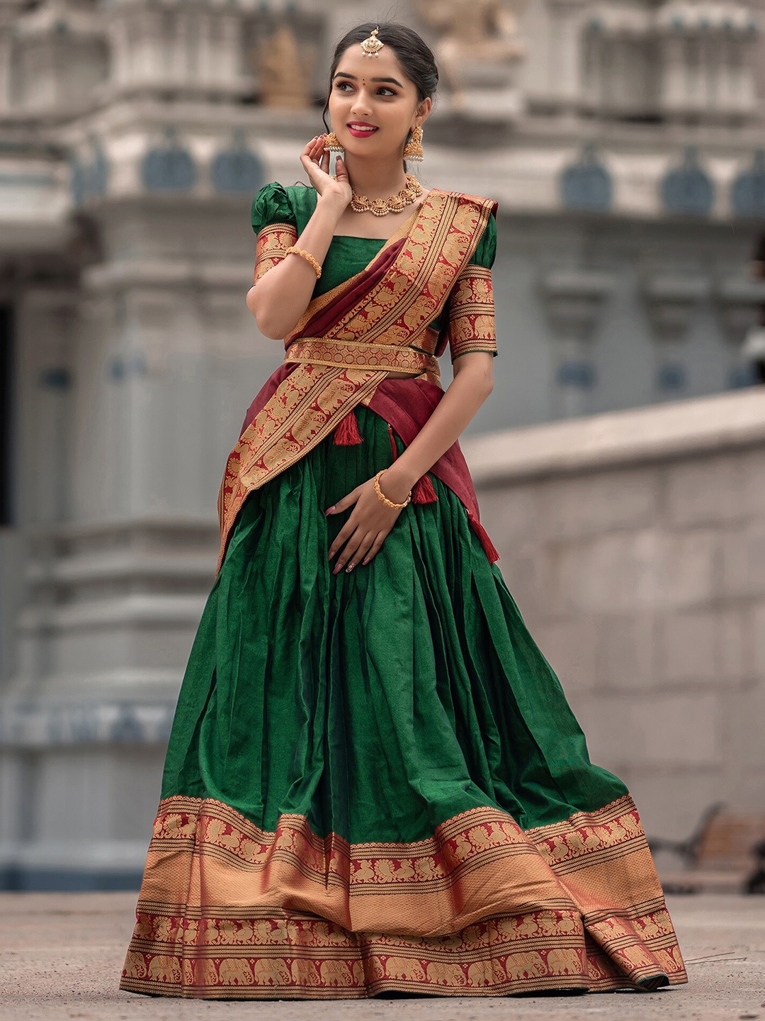 LOOKNBOOK ART Semi-Stitched Cotton Lehenga & Unstitched Blouse With Dupatta, Green
LOOKNBOOK ART Semi-Stitched Cotton Lehenga & Unstitched Blouse With Dupatta, Green