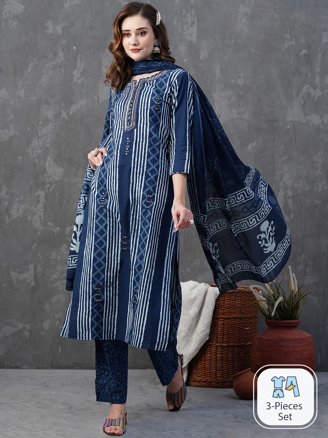 FASHOR Ethnic Motif Printed Thread Work Pure Cotton Kurta with Trousers & Dupatta, Blue
FASHOR Ethnic Motif Printed Thread Work Pure Cotton Kurta with Trousers & Dupatta, Blue