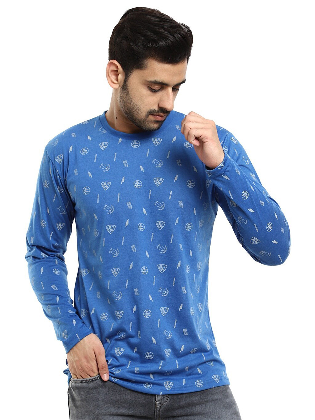 V-Mart Conversational Printed Cotton Slim Fit T-shirt, Blue
V-Mart Conversational Printed Cotton Slim Fit T-shirt, Blue