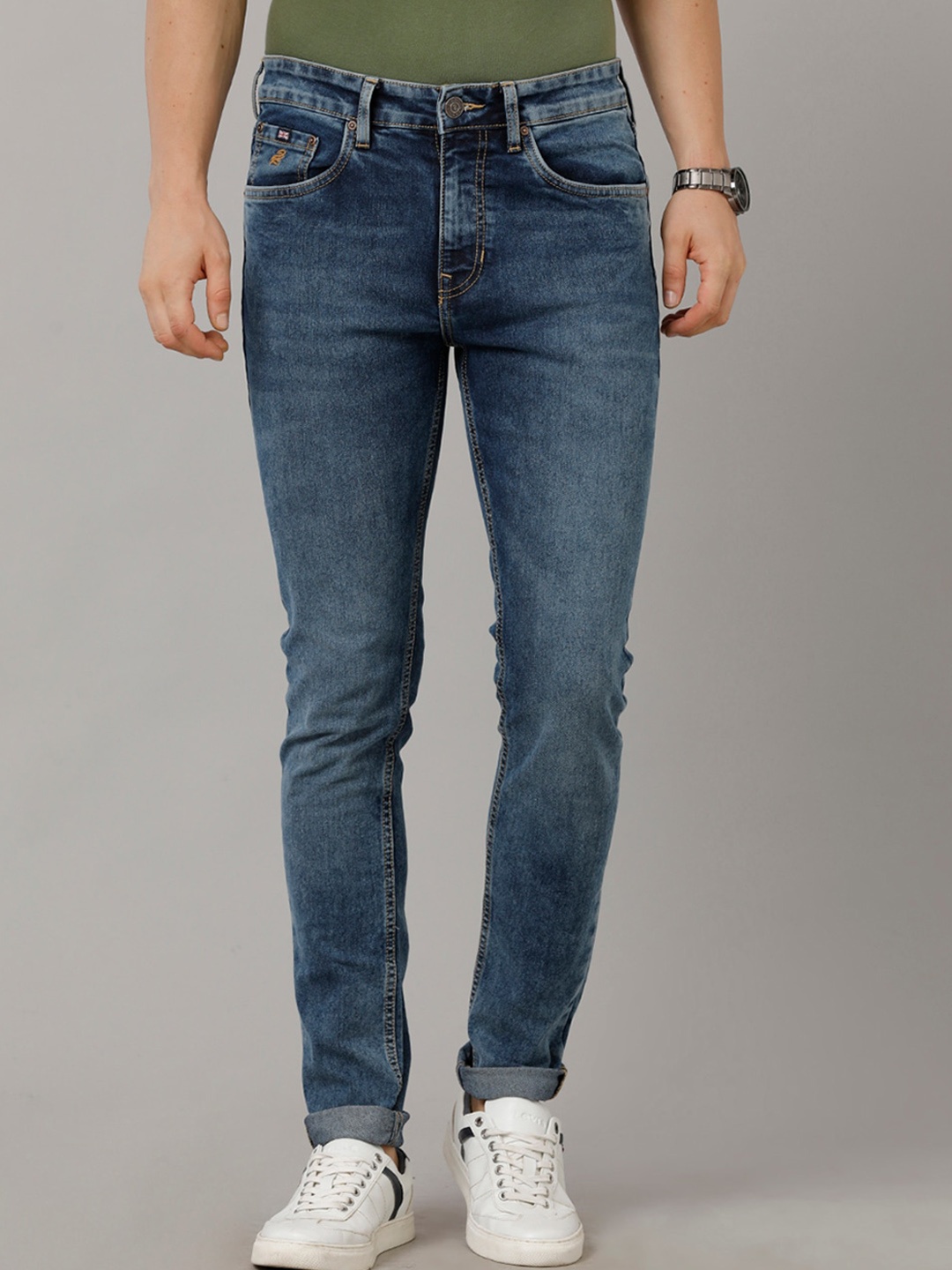 Double Two Men Clean Look Lean Mid-Rise Slim Fit Heavy Fade Stretchable Jeans, Blue
Double Two Men Clean Look Lean Mid-Rise Slim Fit Heavy Fade Stretchable Jeans, Blue