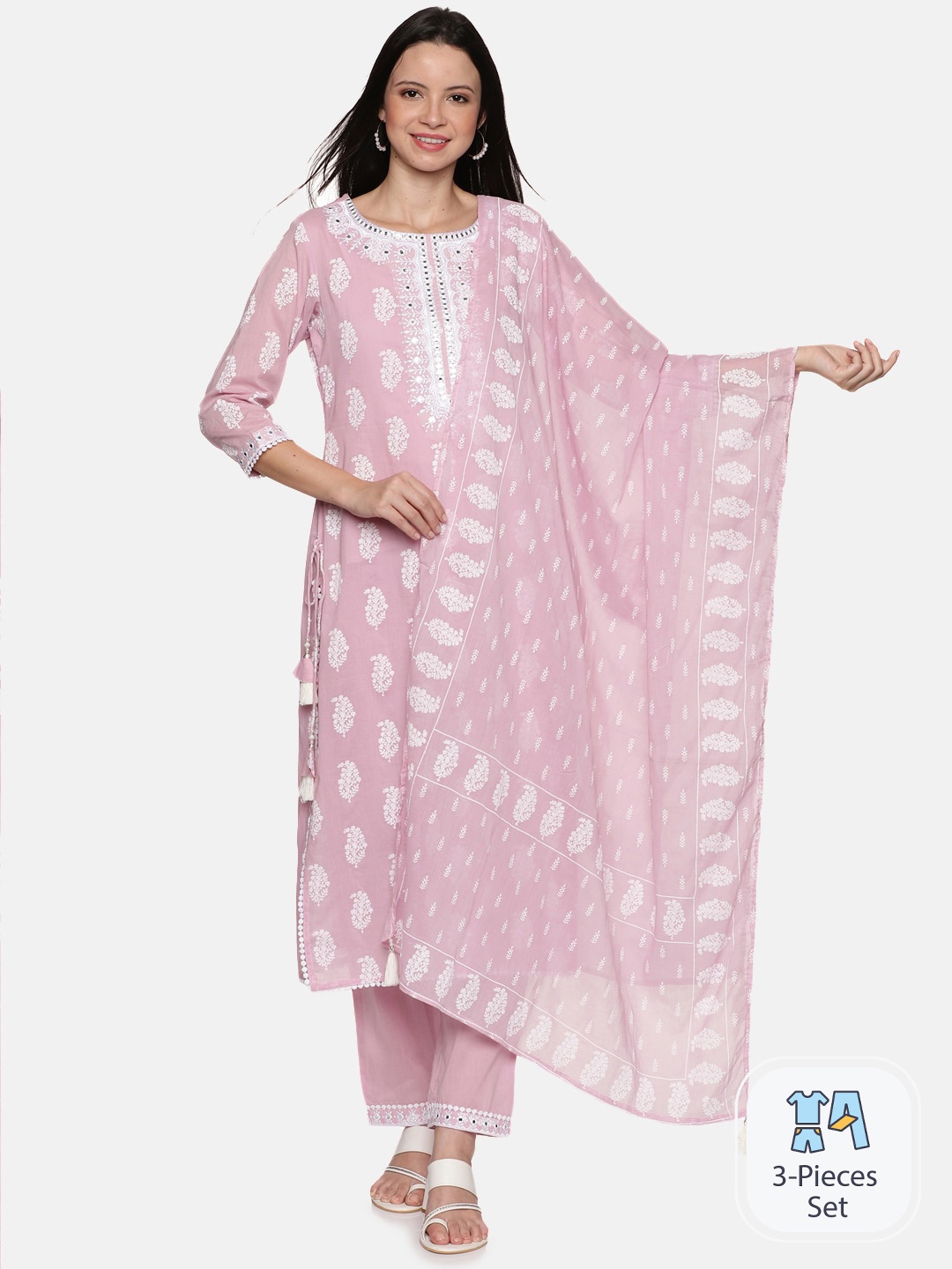 Palakh Ethnic Motifs Printed Thread Work Regular Pure Cotton Kurta with Trousers & Dupatta, Pink
Palakh Ethnic Motifs Printed Thread Work Regular Pure Cotton Kurta with Trousers & Dupatta, Pink