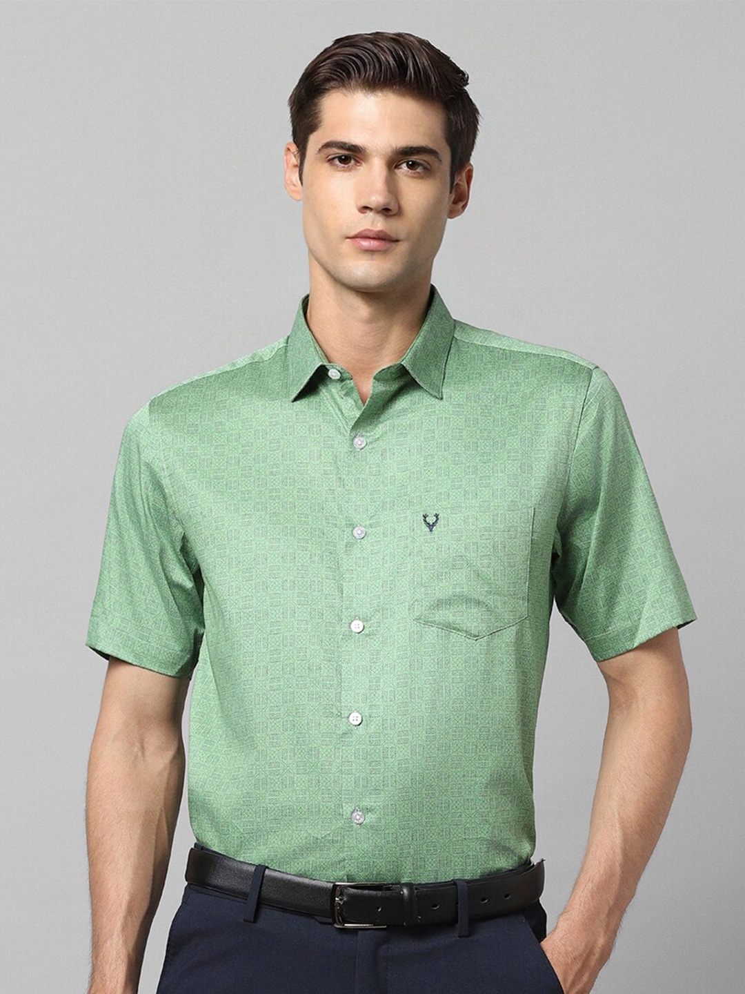 Allen Solly Micro Ditsy Printed Slim Fit Opaque Pure Cotton Formal Shirt, Green
Allen Solly Micro Ditsy Printed Slim Fit Opaque Pure Cotton Formal Shirt, Green