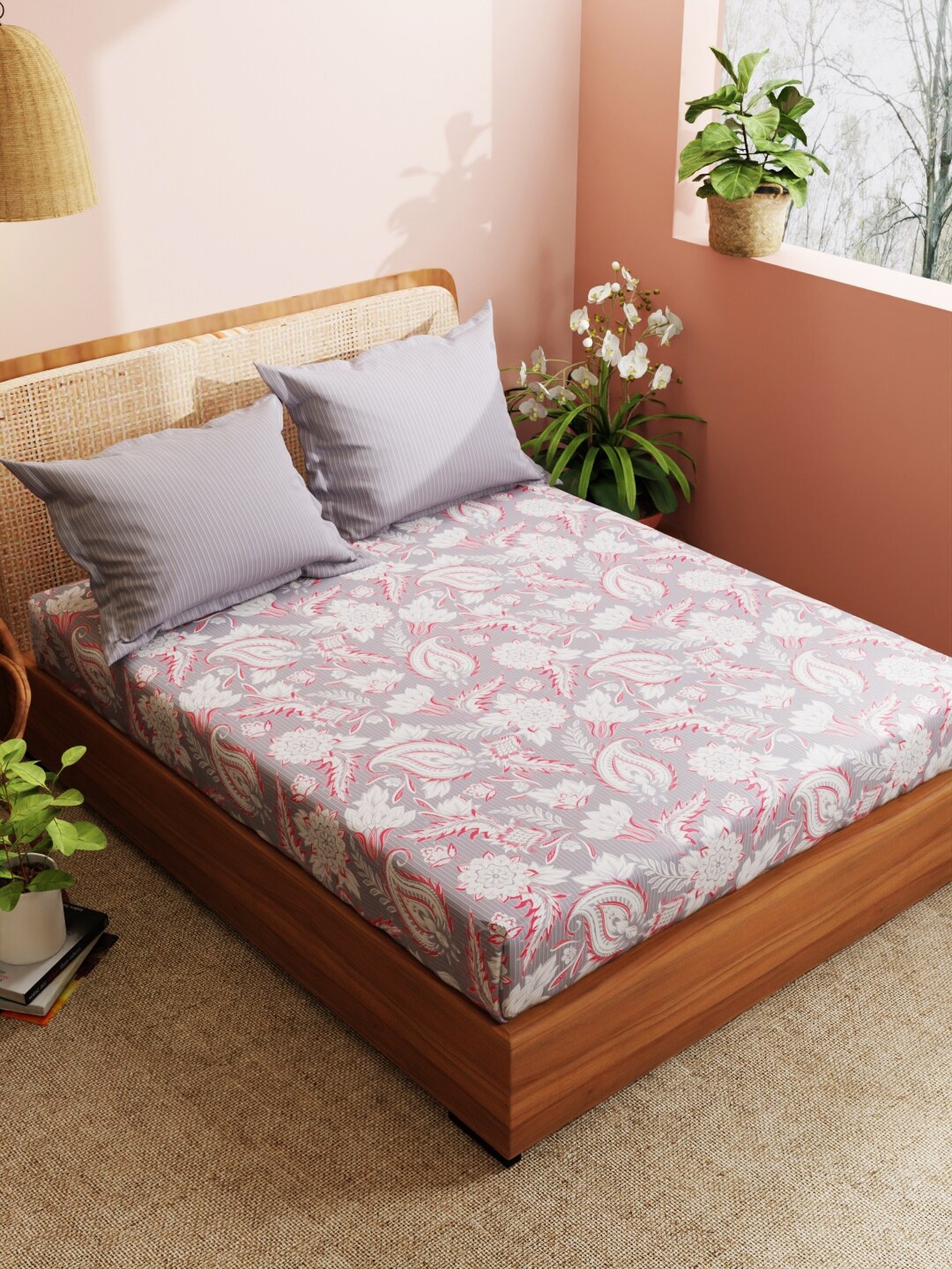 BIANCA Chantal Grey & White Floral 210 TC Pure Cotton King Bedsheet With 2 Pillow Covers
BIANCA Chantal Grey & White Floral 210 TC Pure Cotton King Bedsheet With 2 Pillow Covers