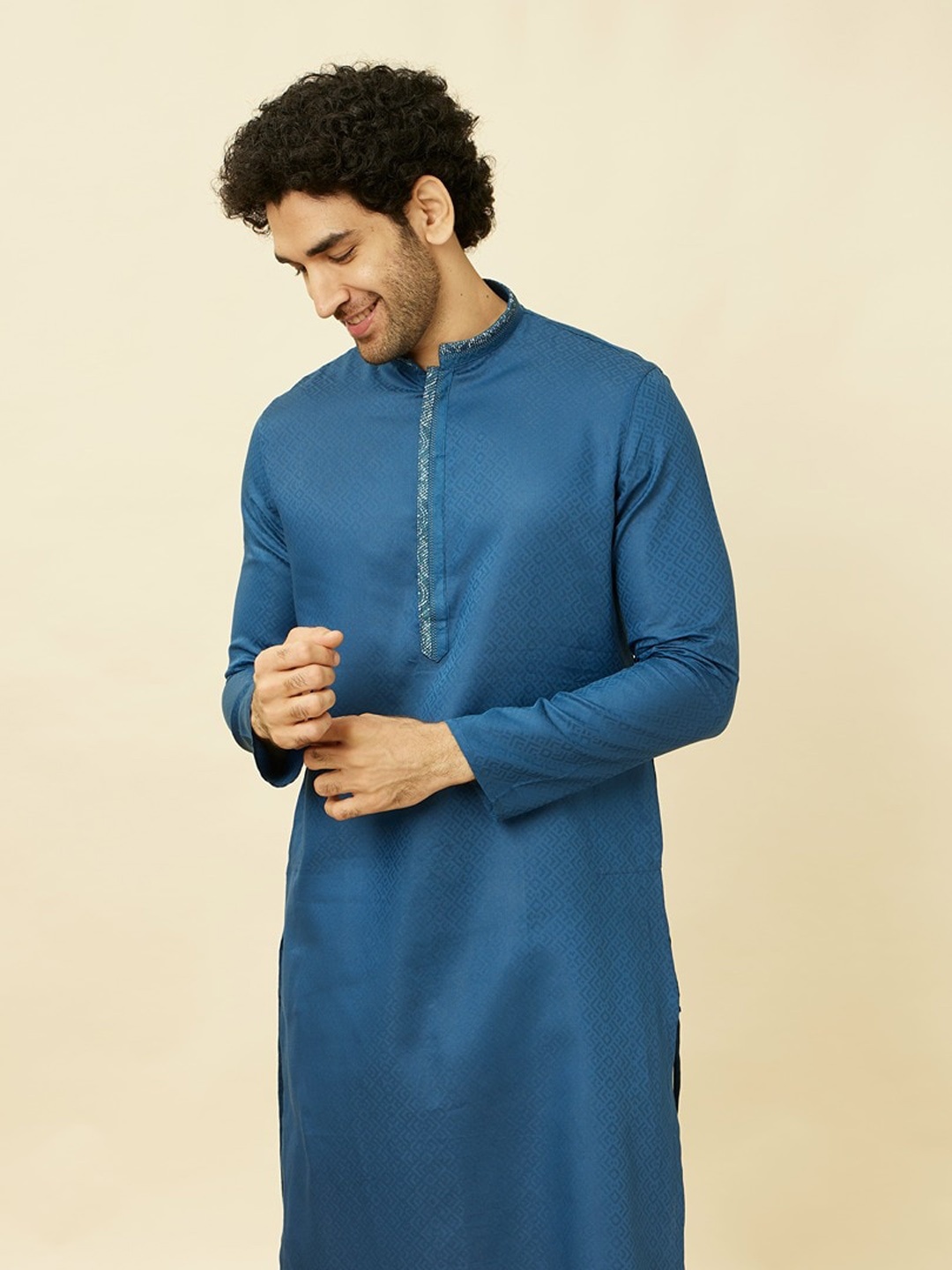Manyavar Ethnic Motifs Self Design Mandarin Collar Pure Cotton Straight Kurta & Pyjamas, Blue
Manyavar Ethnic Motifs Self Design Mandarin Collar Pure Cotton Straight Kurta & Pyjamas, Blue