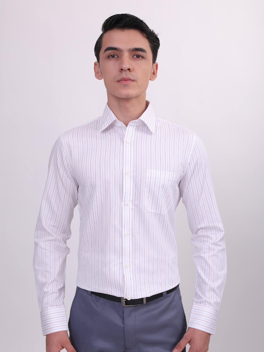 LOUIS STITCH Vertical Striped Comfort Regular Fit Opaque Cotton Formal Shirt, White
LOUIS STITCH Vertical Striped Comfort Regular Fit Opaque Cotton Formal Shirt, White