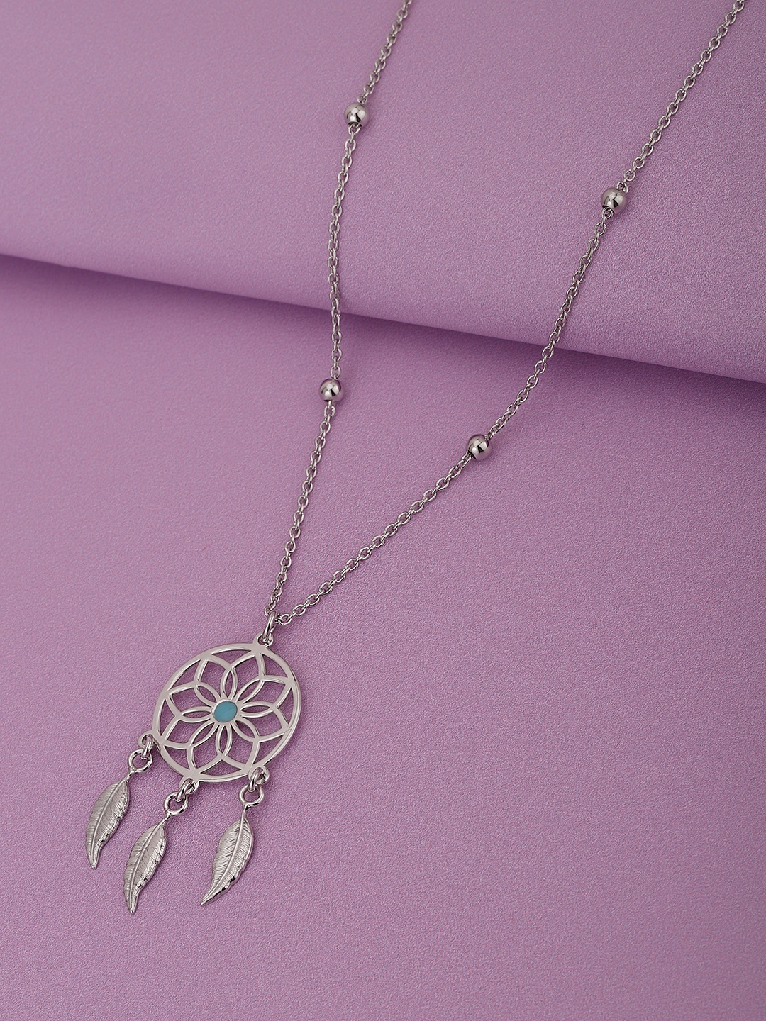 Carlton London 925 Sterling Silver Rhodium Plated Dreamcatcher Enamel Pendant with Chain
Carlton London 925 Sterling Silver Rhodium Plated Dreamcatcher Enamel Pendant with Chain