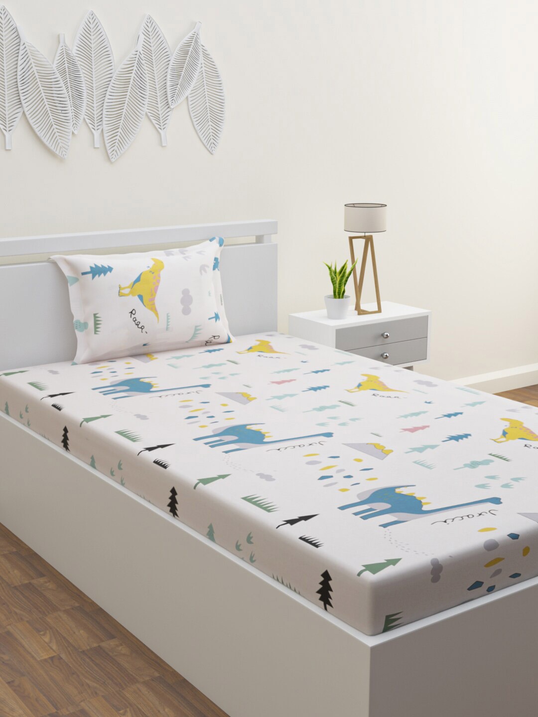 HOME AFFAIRS Kids Comic Collection 144 TC Single Bedsheet with 1 Pillow Cover, Off white
HOME AFFAIRS Kids Comic Collection 144 TC Single Bedsheet with 1 Pillow Cover, Off white