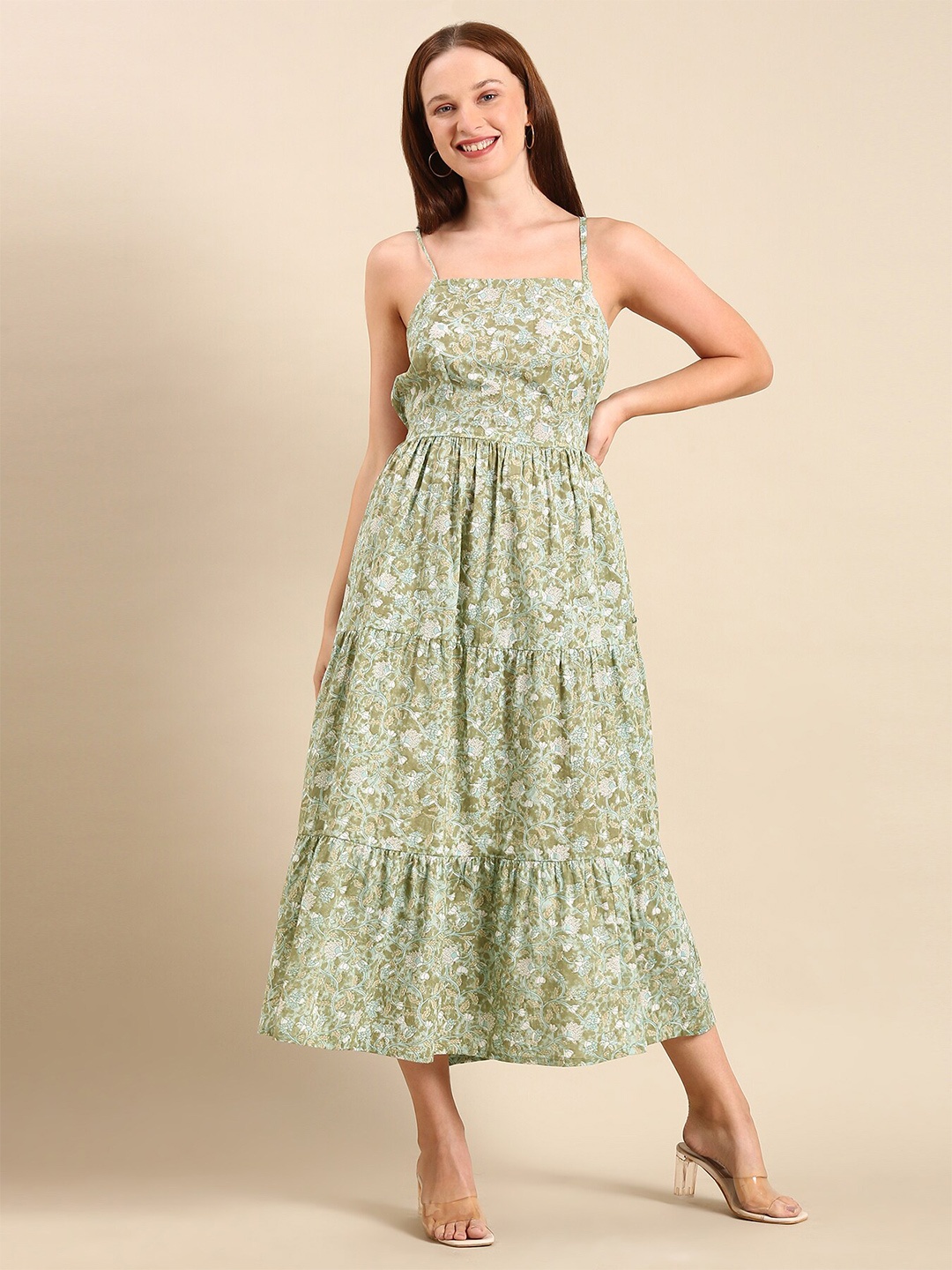 MALHAAR Floral Printed Shoulder Straps Tie Up & Gathered Cotton Tiered Fit & Flare Dress, Green
MALHAAR Floral Printed Shoulder Straps Tie Up & Gathered Cotton Tiered Fit & Flare Dress, Green