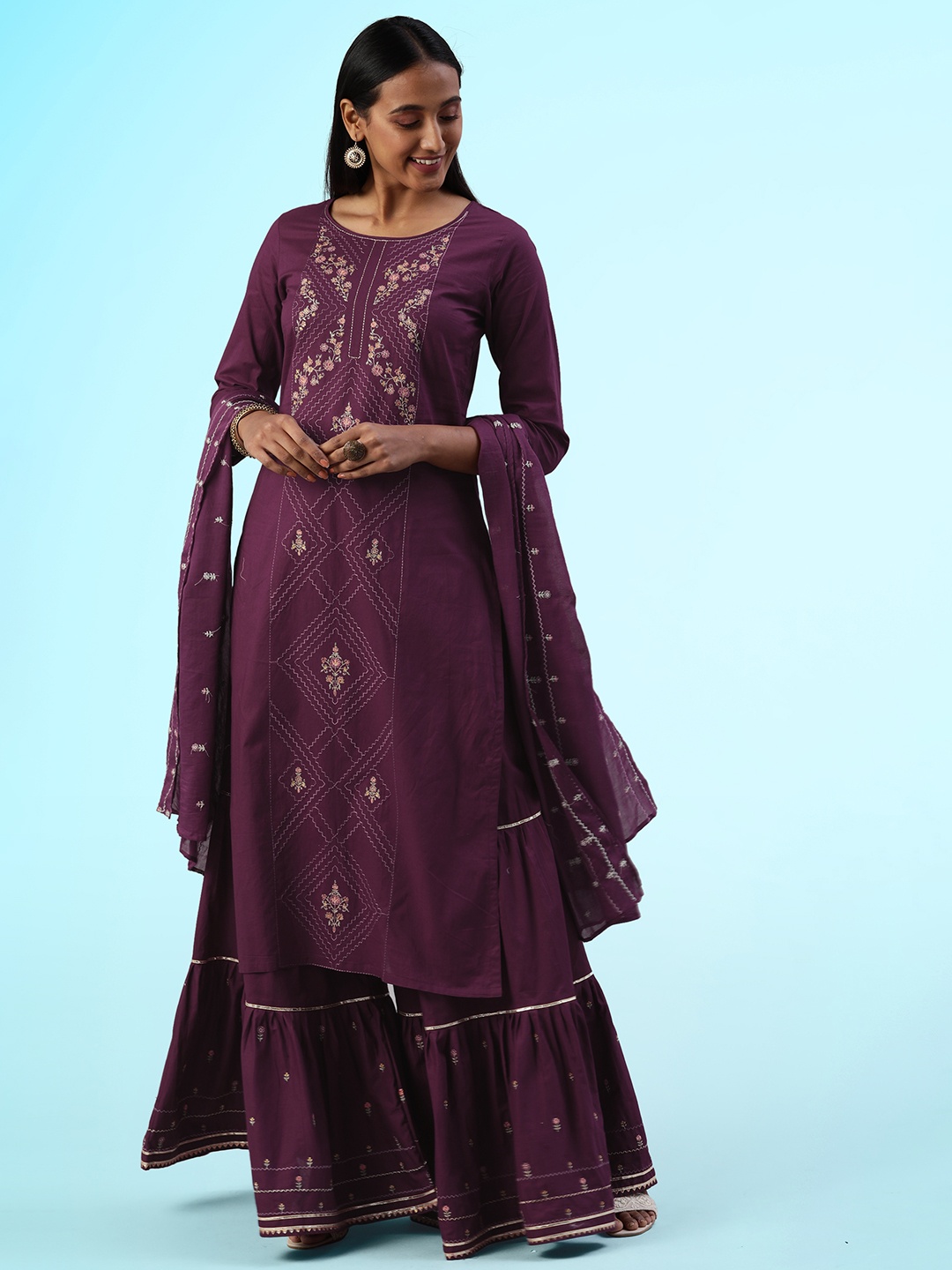 Sangria Ethnic Motifs Embroidered Thread Work Pure Cotton Straight Kurta Set, Purple
Sangria Ethnic Motifs Embroidered Thread Work Pure Cotton Straight Kurta Set, Purple