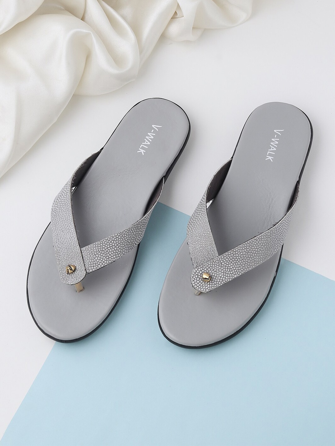 V-WALK Textured Open Toe Flats, Grey
