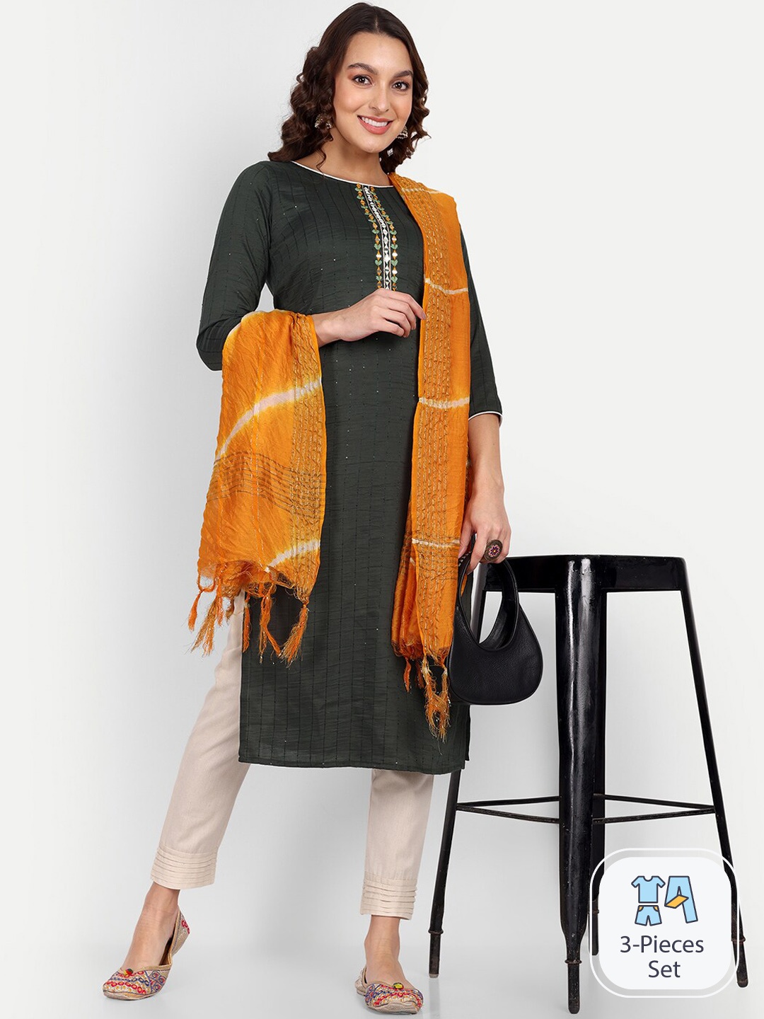 Growish Striped Embroidered Regular Thread Work Kurta with Trousers & With Dupatta, Green
Growish Striped Embroidered Regular Thread Work Kurta with Trousers & With Dupatta, Green