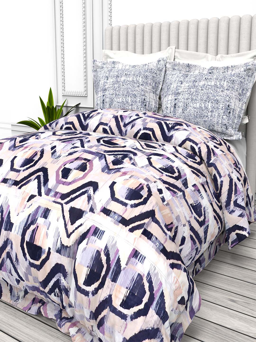 THE WHITE MOSS White & Lavender Geometric Cotton 220 TC Queen Bedsheet & 2 Pillow Covers
THE WHITE MOSS White & Lavender Geometric Cotton 220 TC Queen Bedsheet & 2 Pillow Covers
