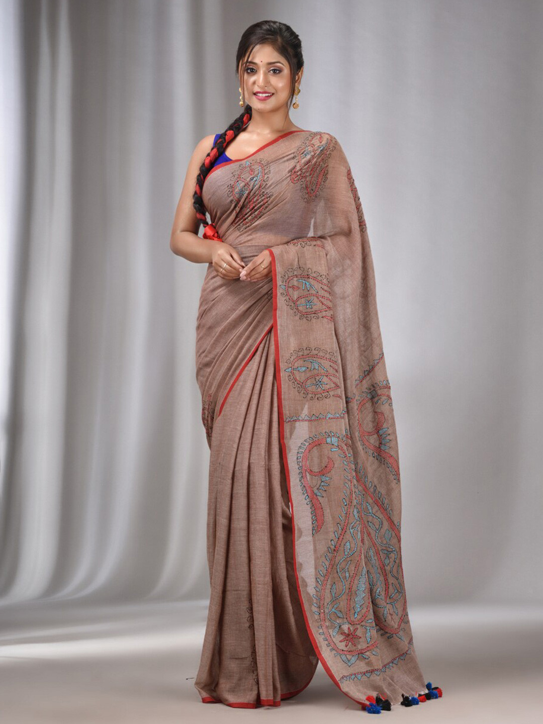 Charukriti Paisley Embroidered Pure Cotton Saree, Beige
Charukriti Paisley Embroidered Pure Cotton Saree, Beige