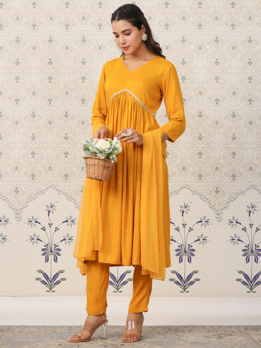 Ode by House of Pataudi Geometric Printed Pleated Kurta & Trousers With Dupatta, Mustard
Ode by House of Pataudi Geometric Printed Pleated Kurta & Trousers With Dupatta, Mustard