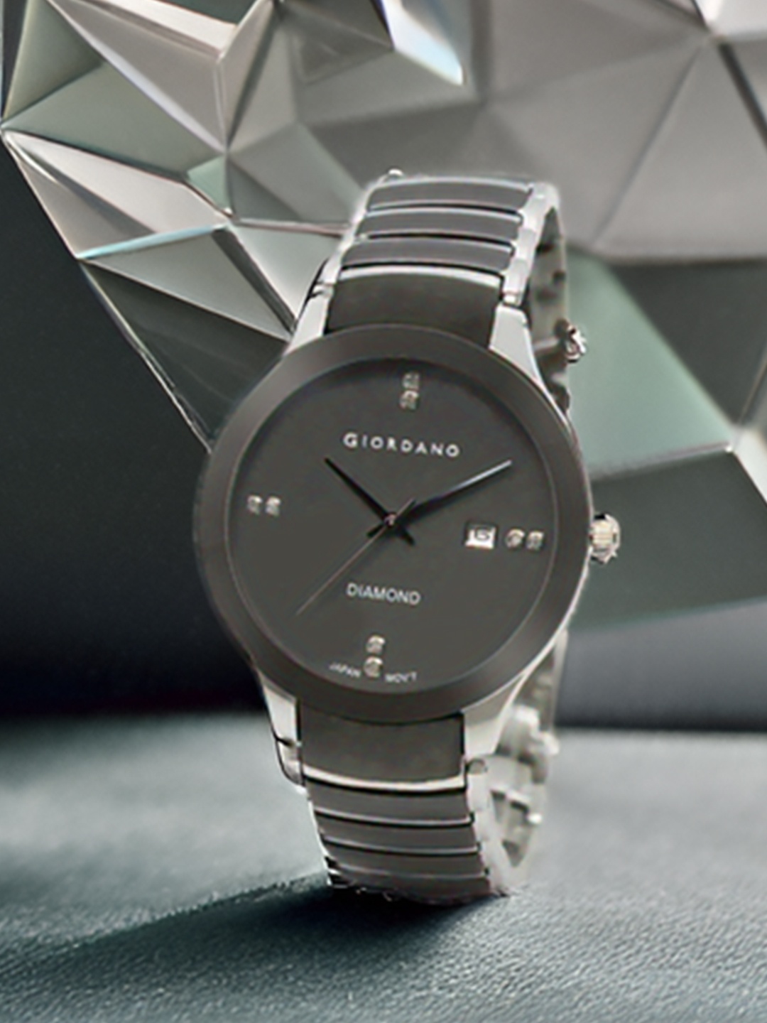 GIORDANO Men Embellished Dial & Bracelet Style Straps Analogue Watch GZ-50102-33, Silver
GIORDANO Men Embellished Dial & Bracelet Style Straps Analogue Watch GZ-50102-33, Silver