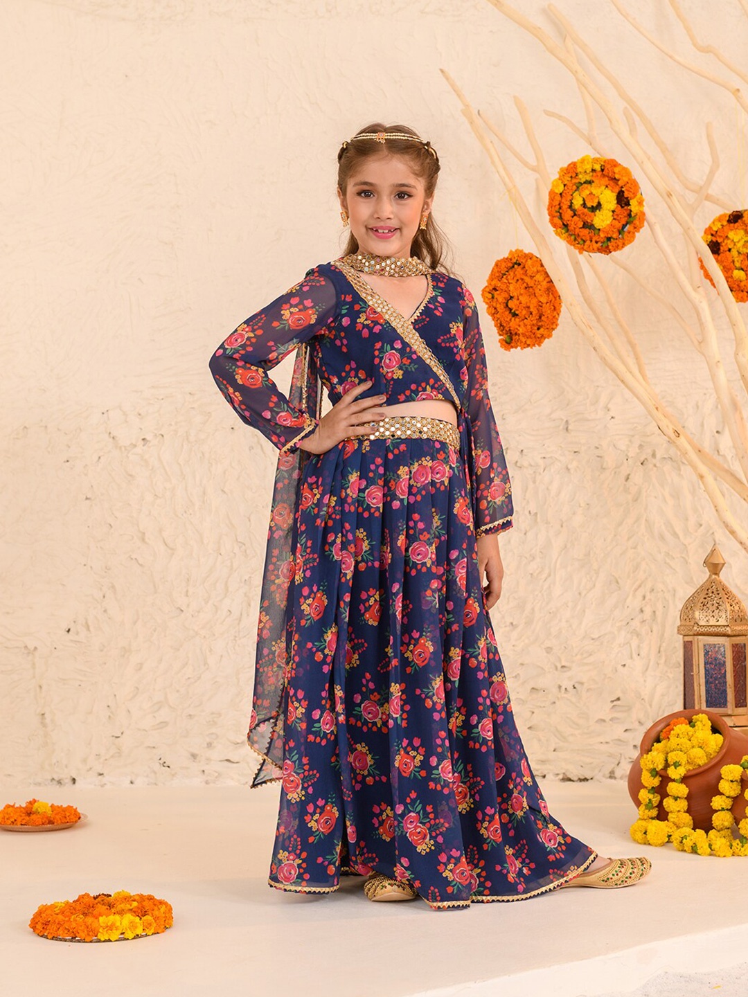 pspeaches Girls Printed Ready to Wear Lehenga & Blouse With Dupatta, Navy blue
pspeaches Girls Printed Ready to Wear Lehenga & Blouse With Dupatta, Navy blue